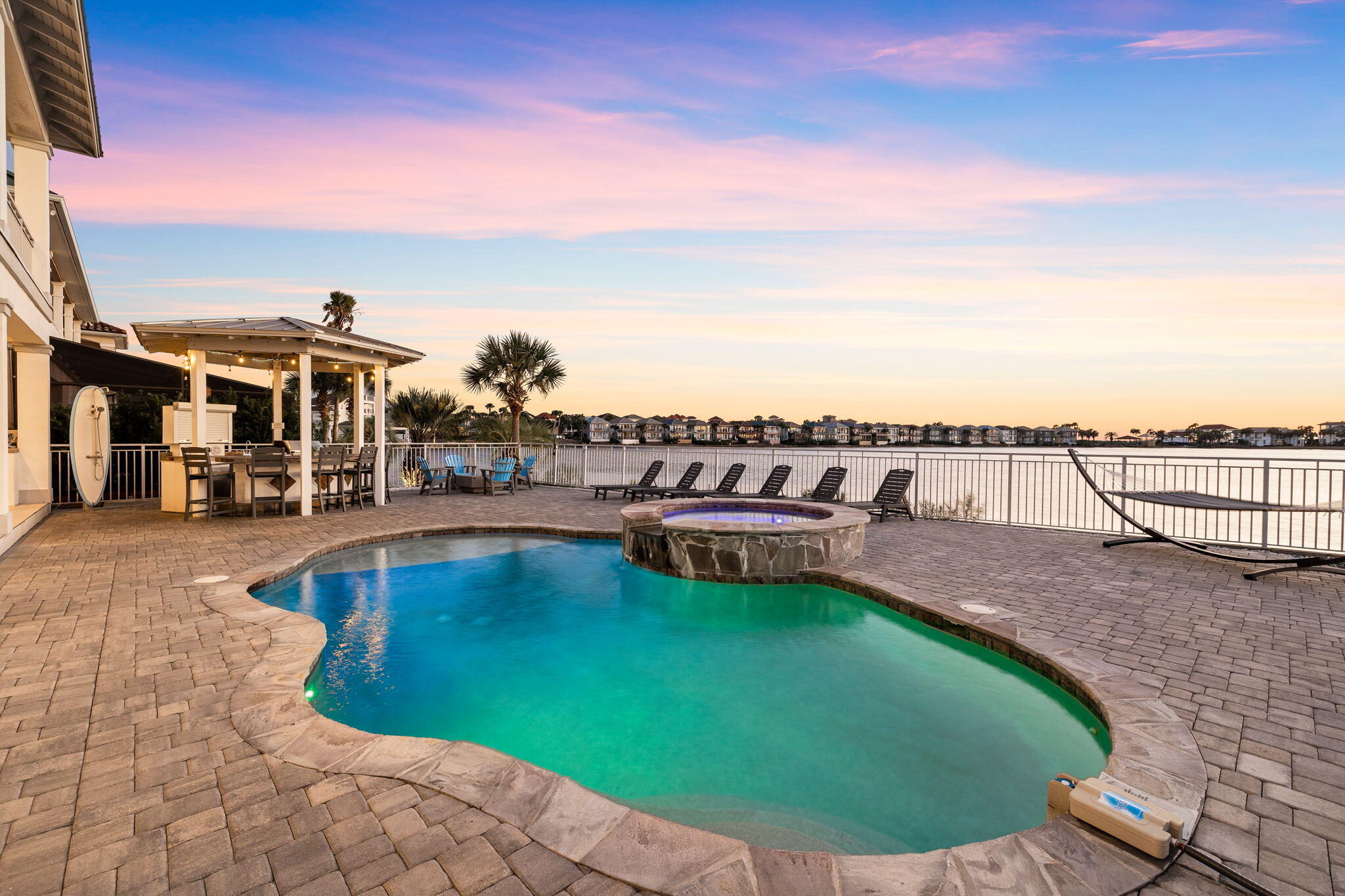 4712 Rendezvous Cove Cove