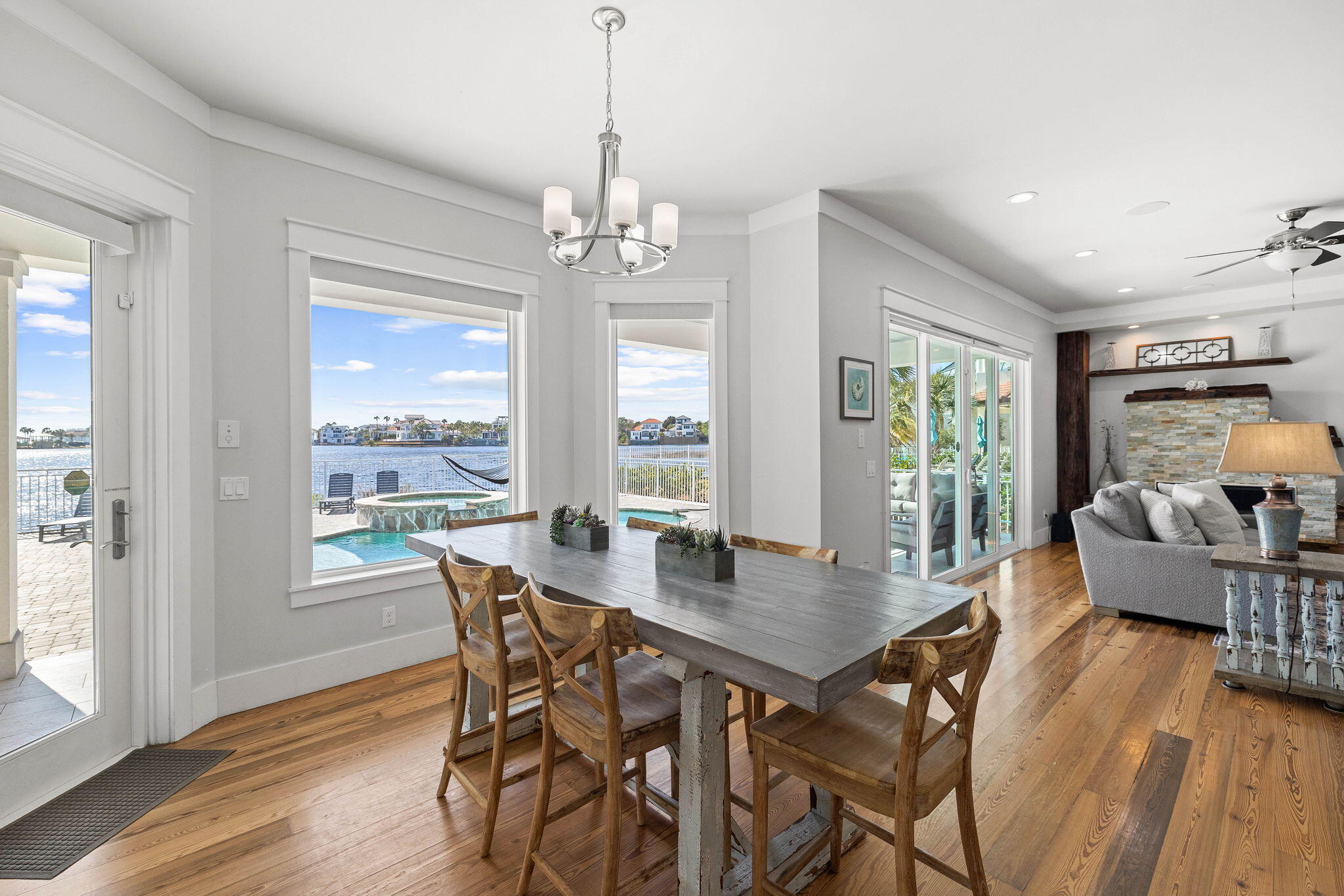 4712 Rendezvous Cove Cove