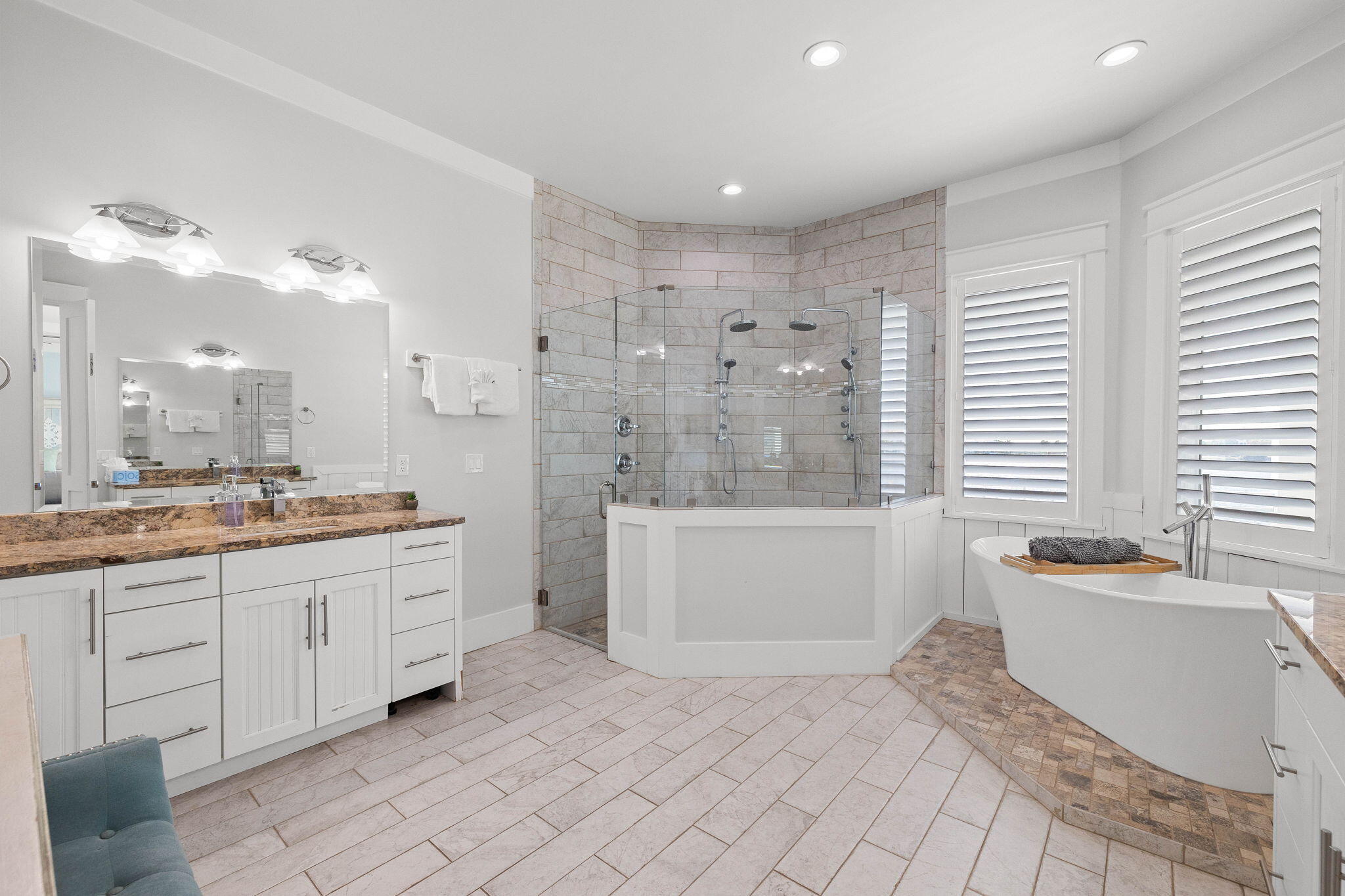 4712 Rendezvous Cove Cove