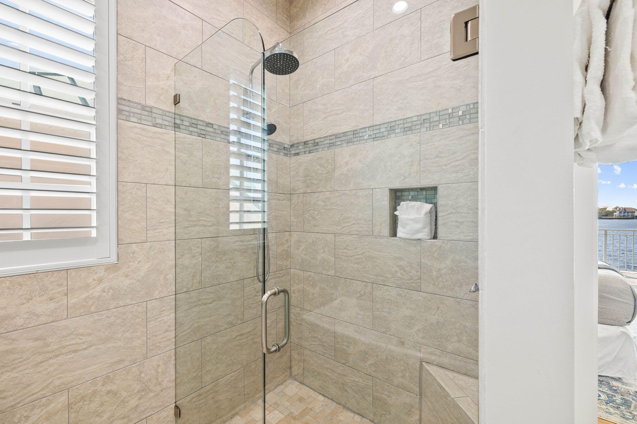 4712 Rendezvous Cove Cove