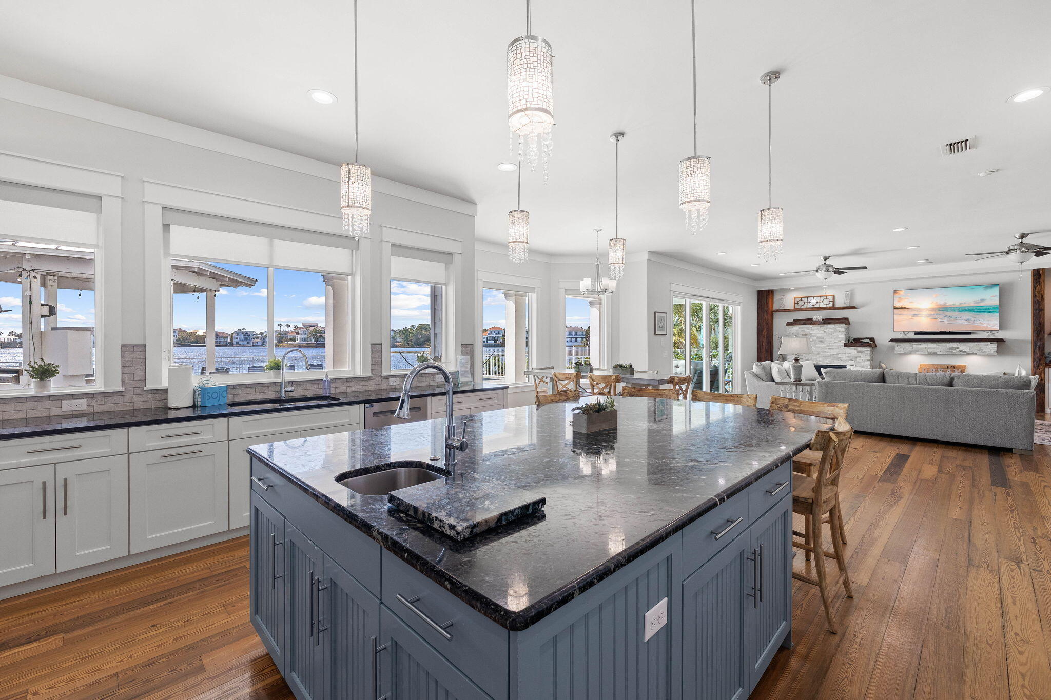 4712 Rendezvous Cove Cove