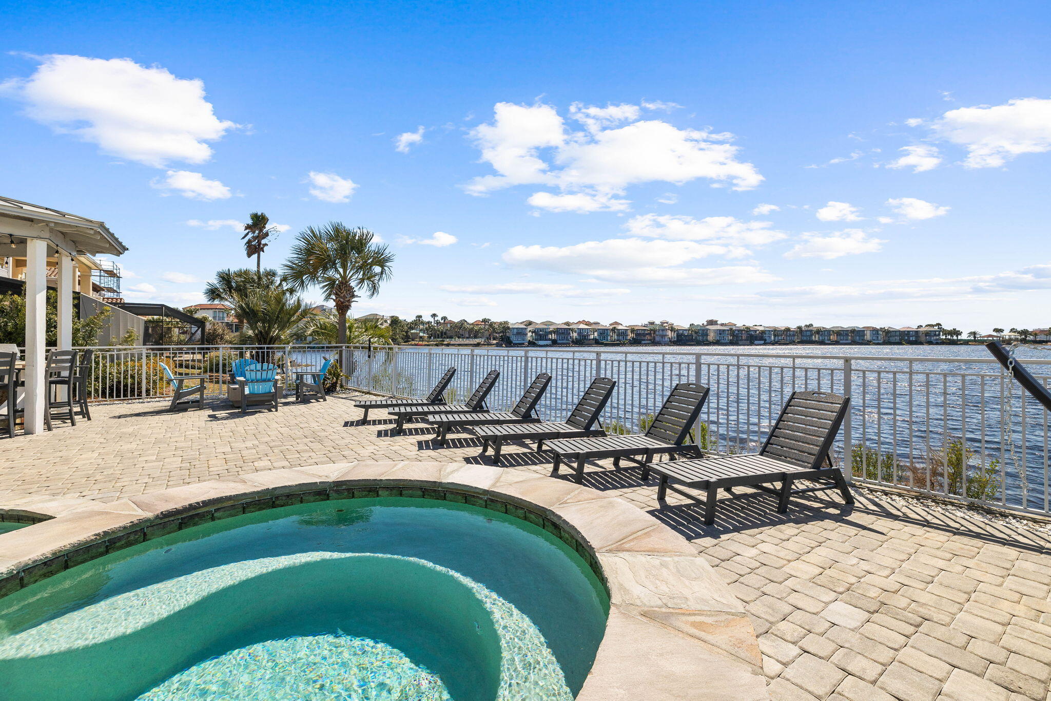 4712 Rendezvous Cove Cove