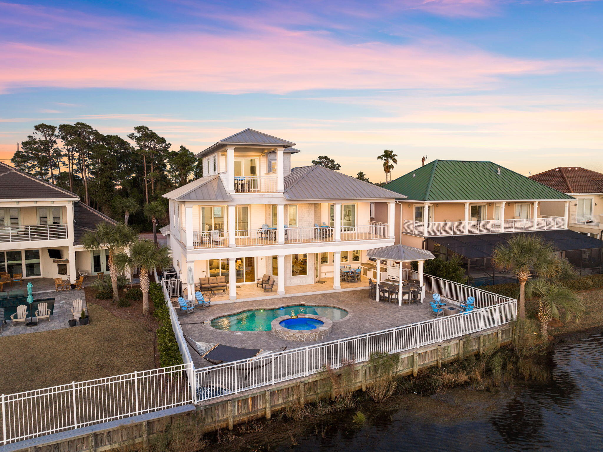 4712 Rendezvous Cove Cove