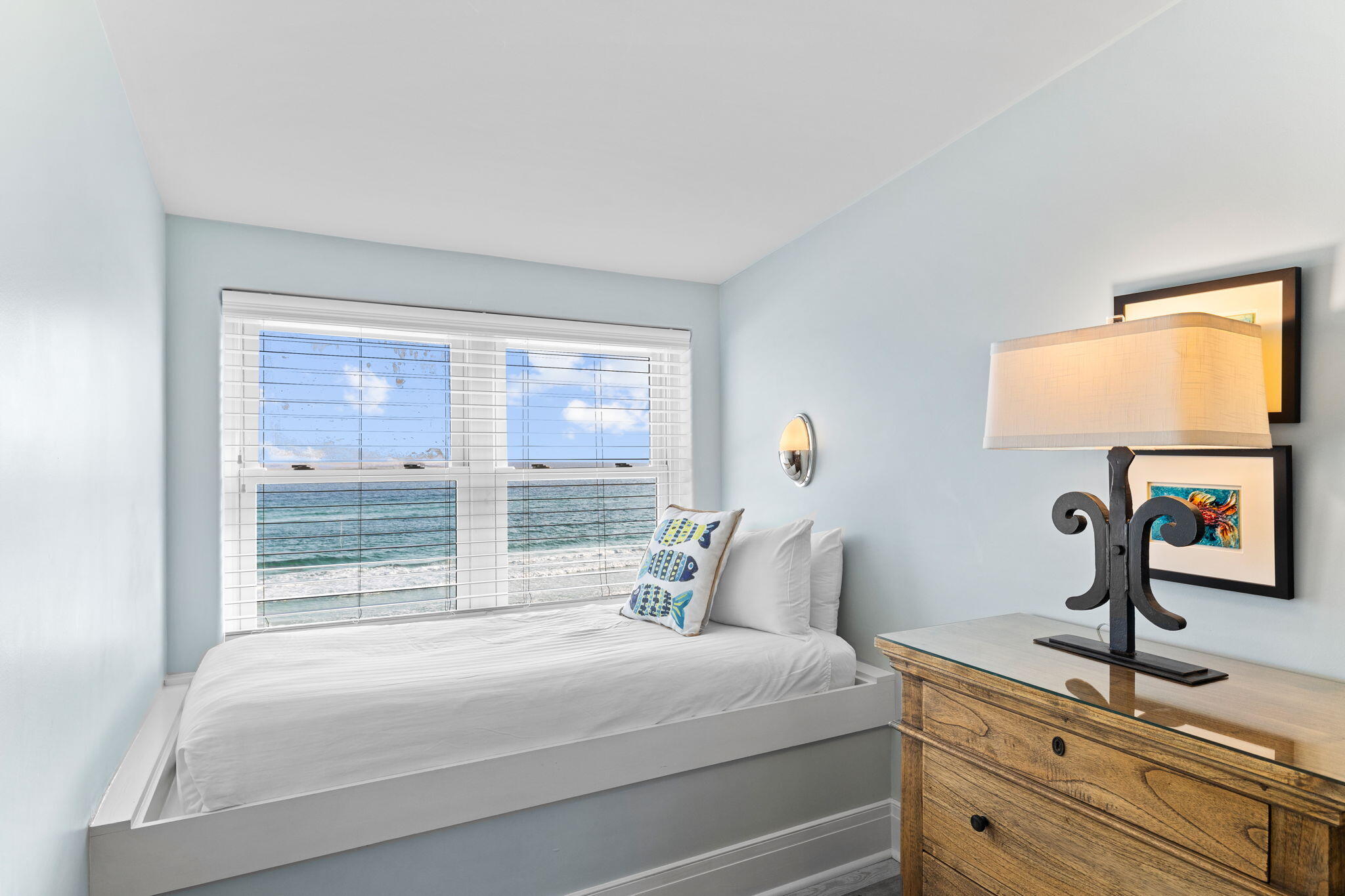 138 W Beach Drive