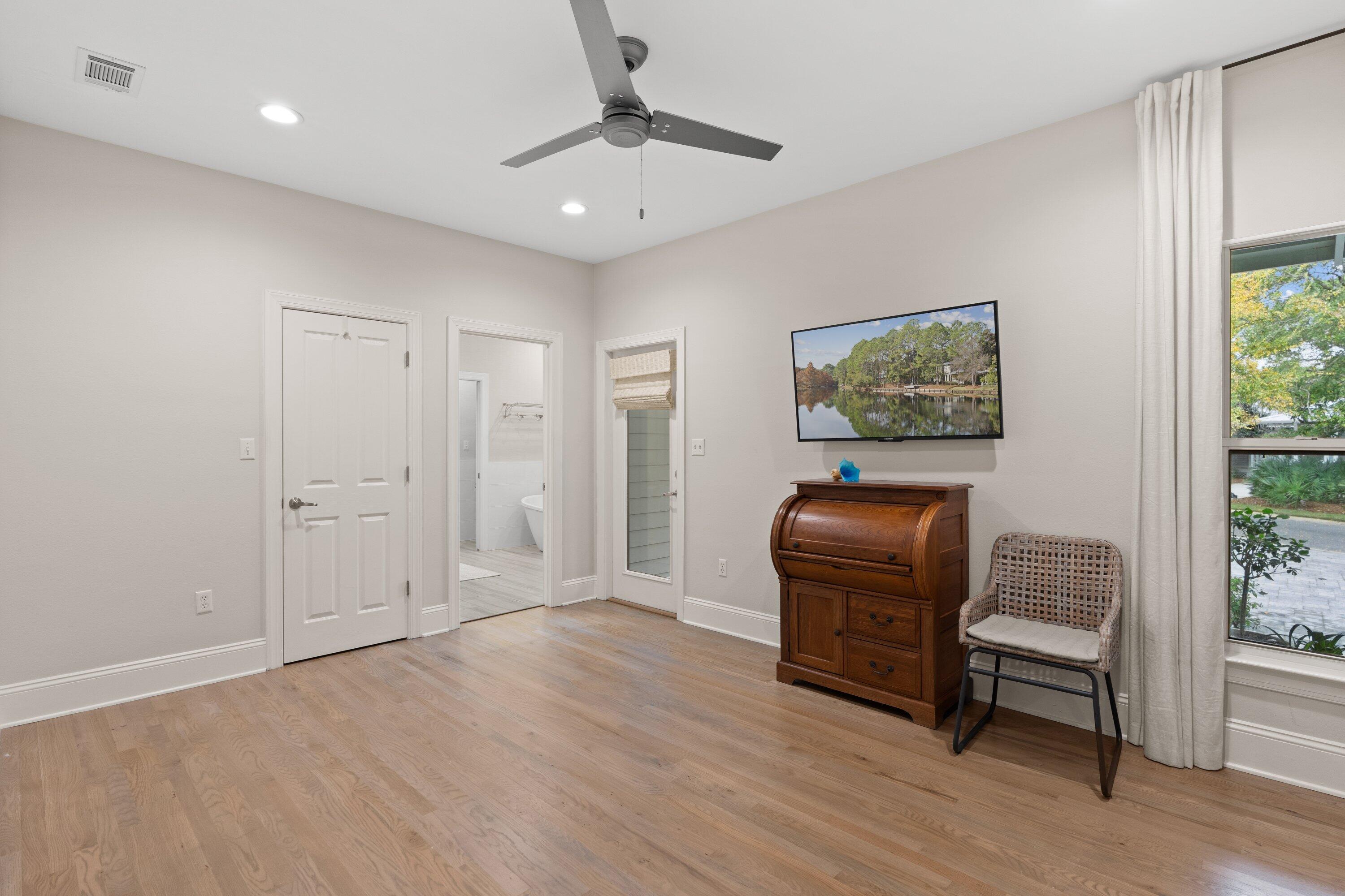 1132 Prestwick Place