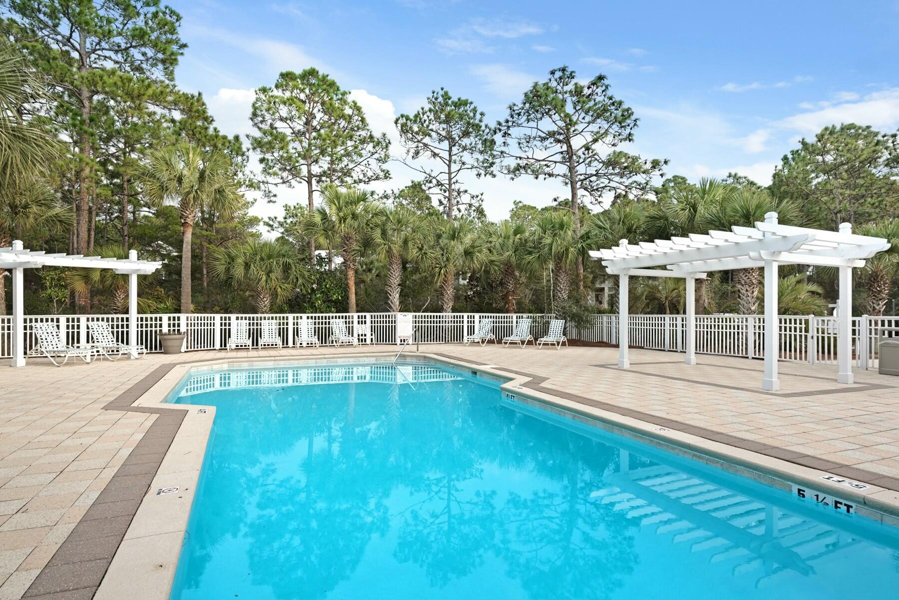 221 N Andalusia Avenue