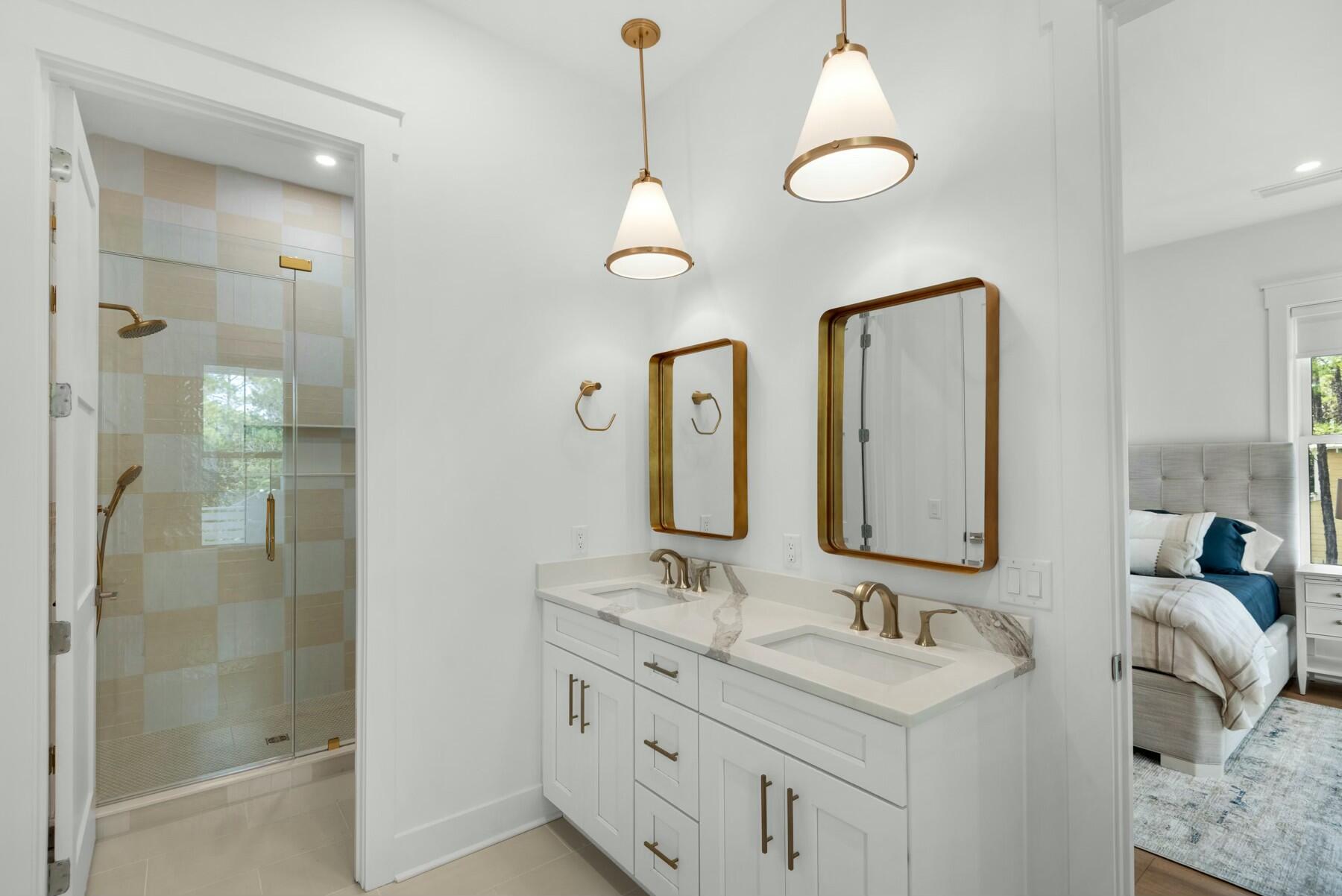 221 N Andalusia Avenue