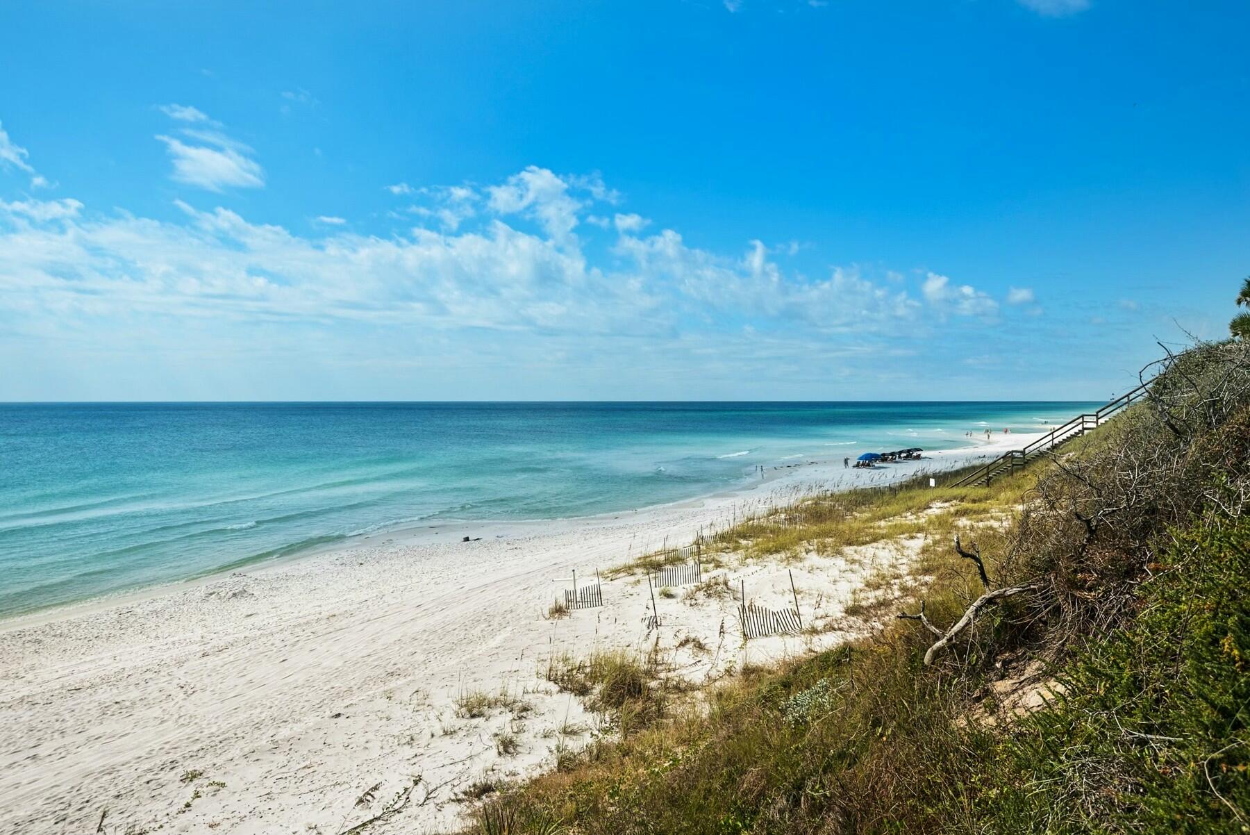 221 N Andalusia Avenue