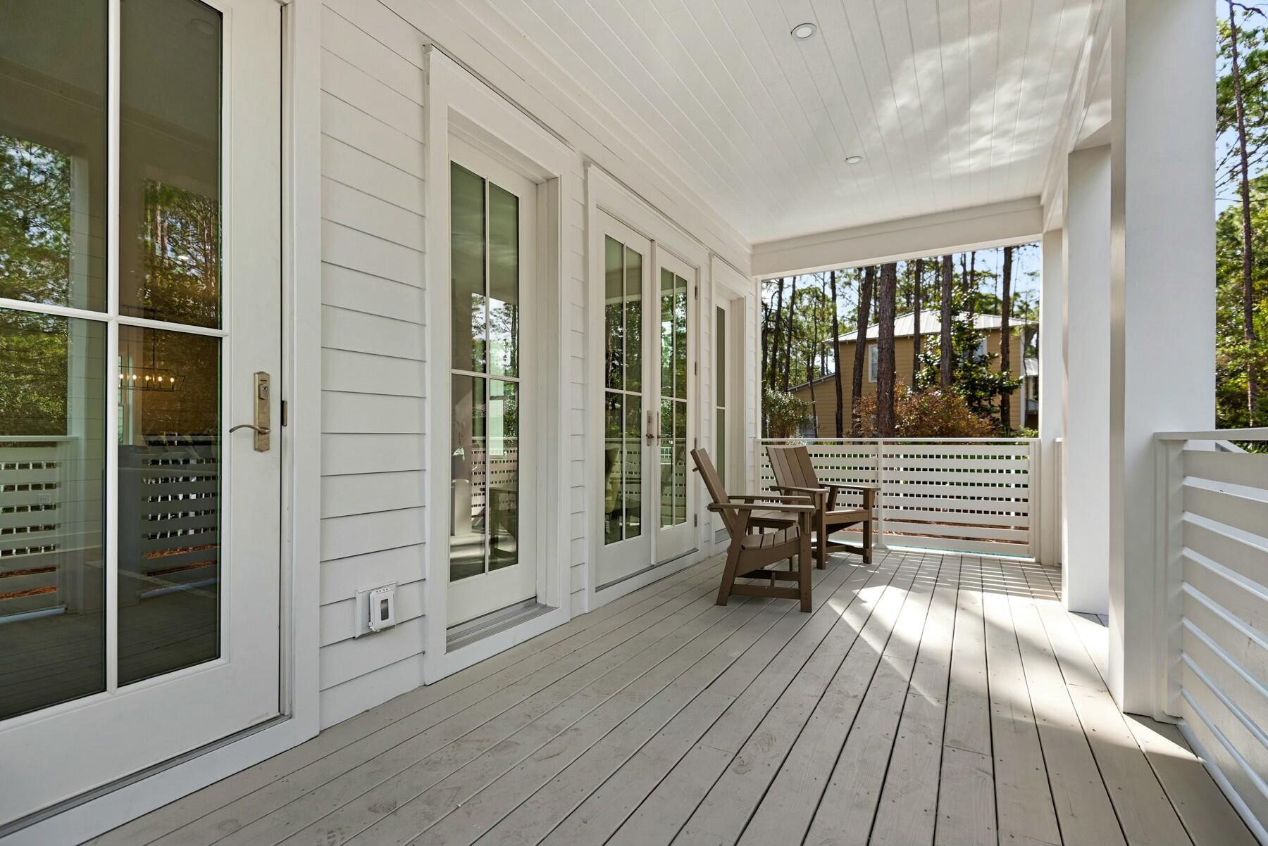 221 N Andalusia Avenue