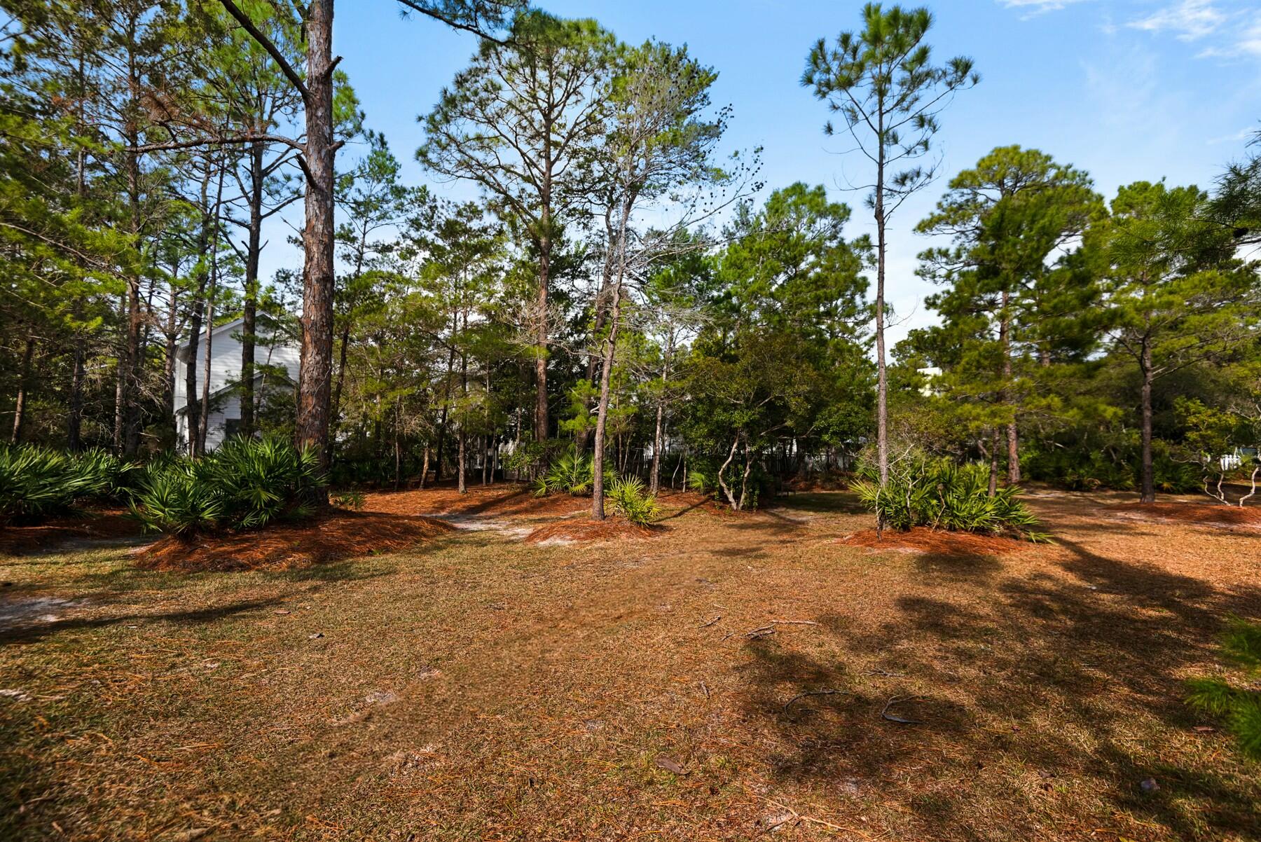 221 N Andalusia Avenue