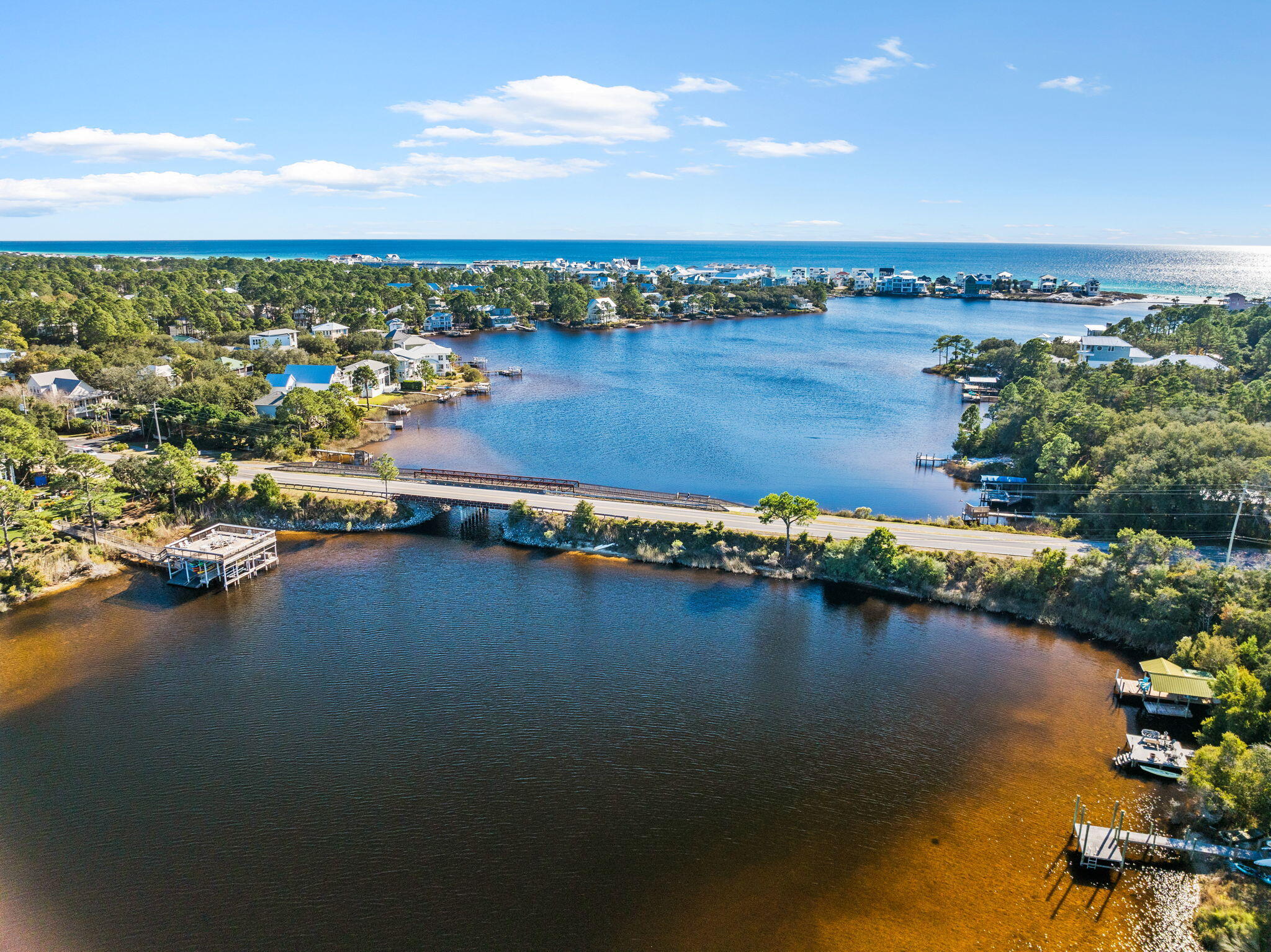 105 N Lake Dr