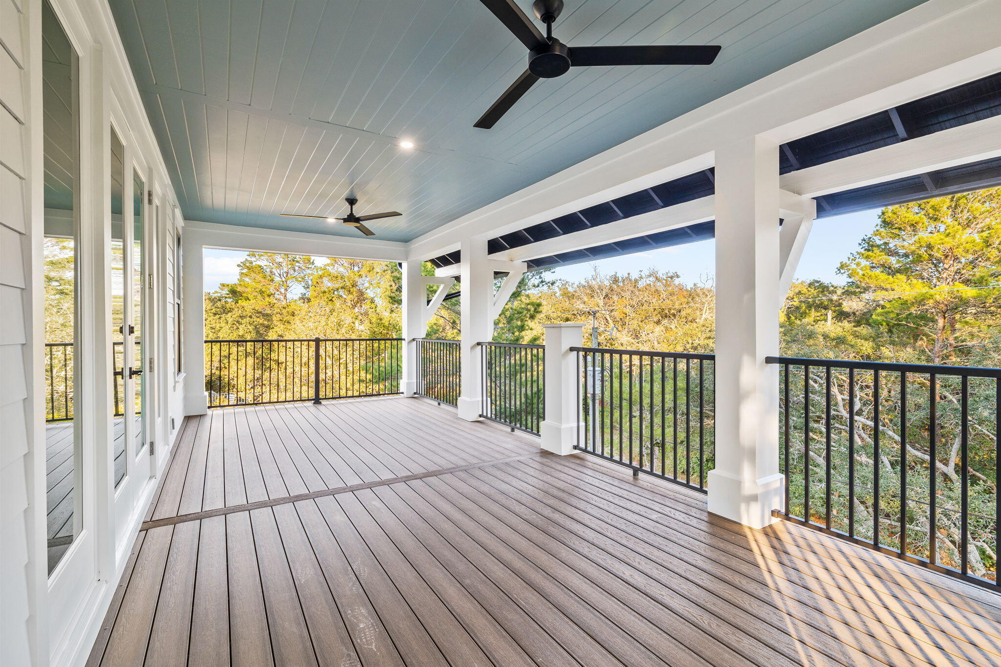 105 N Lake Dr