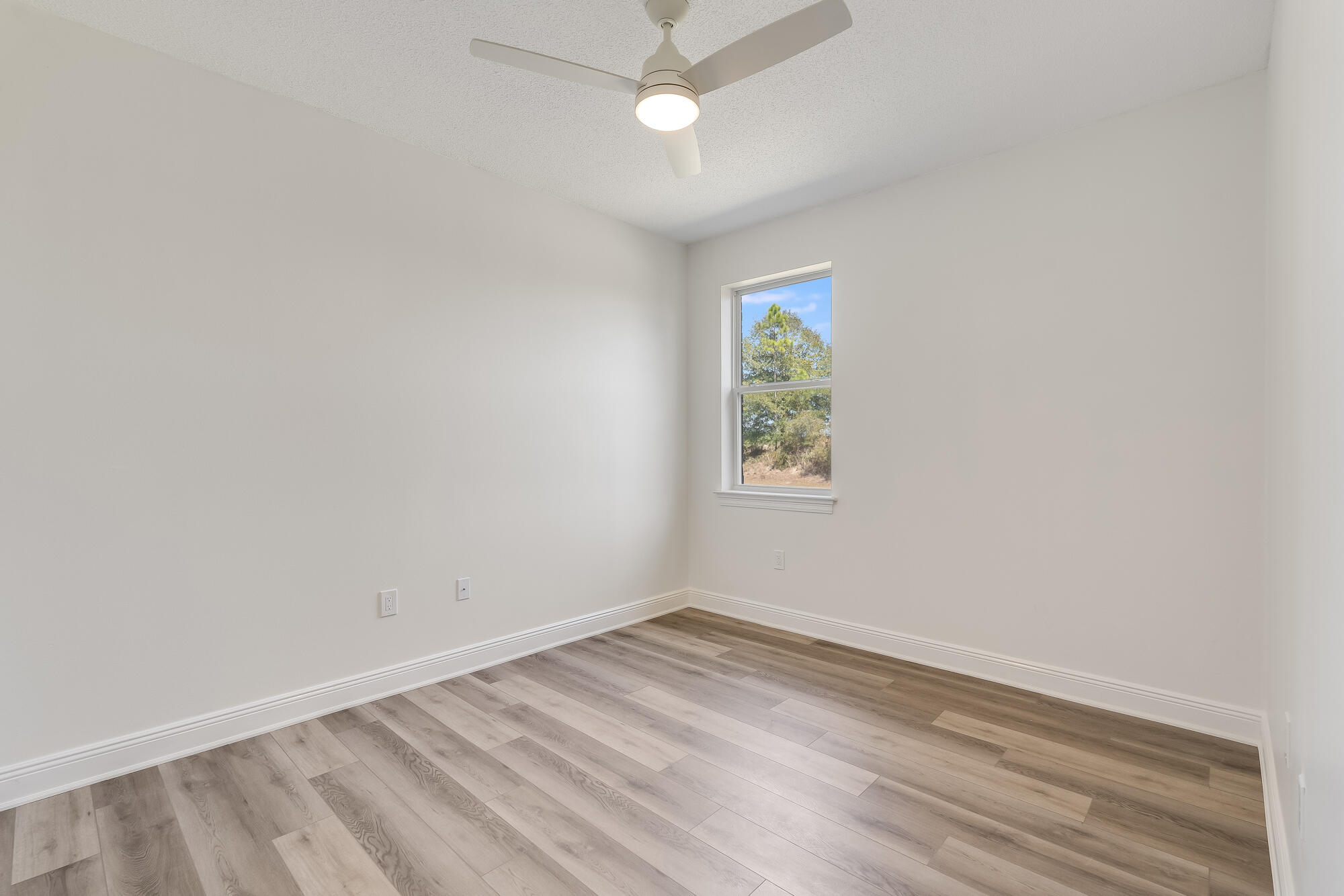 1585 Brushed Dunes Circle