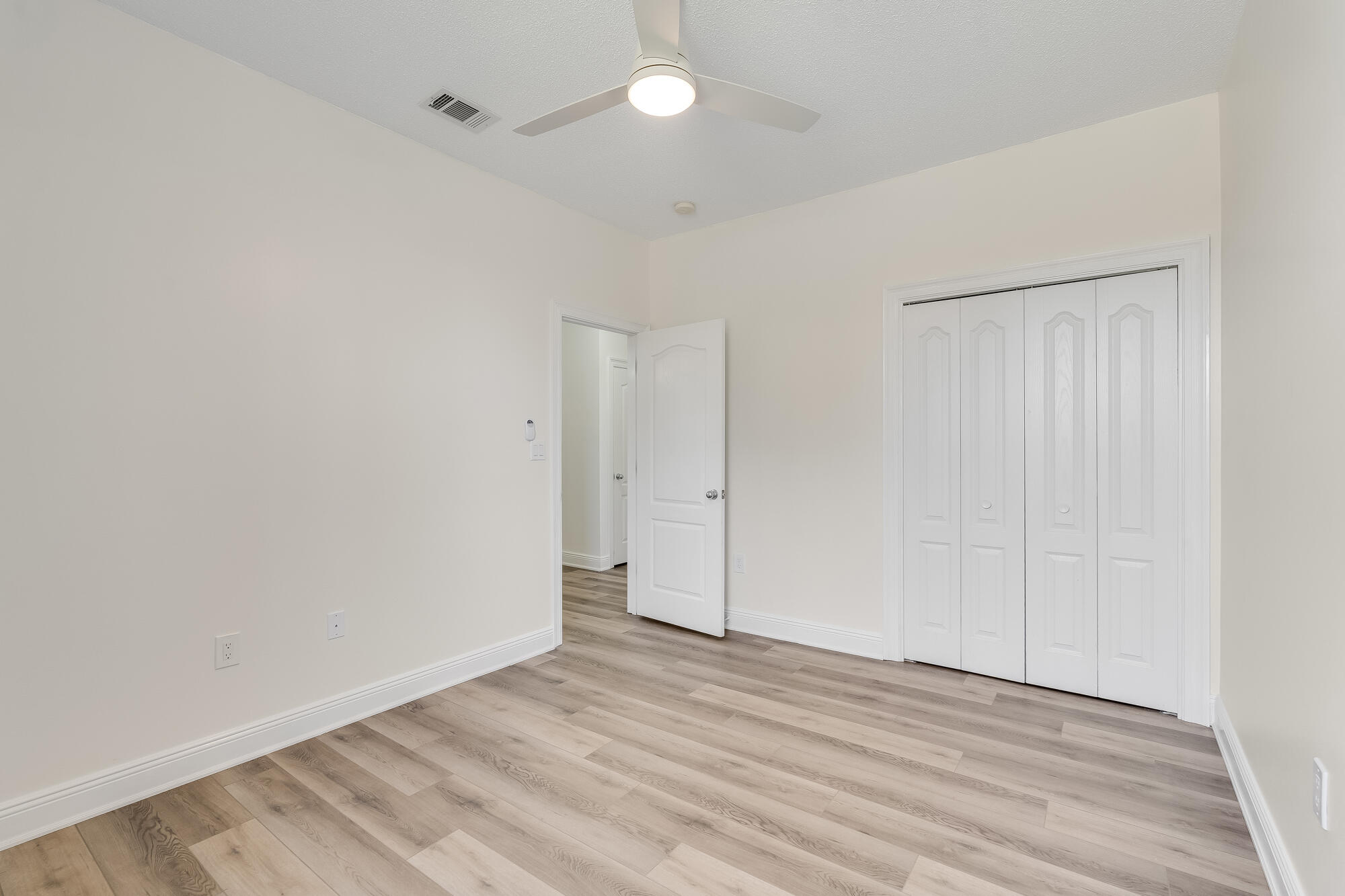 1585 Brushed Dunes Circle