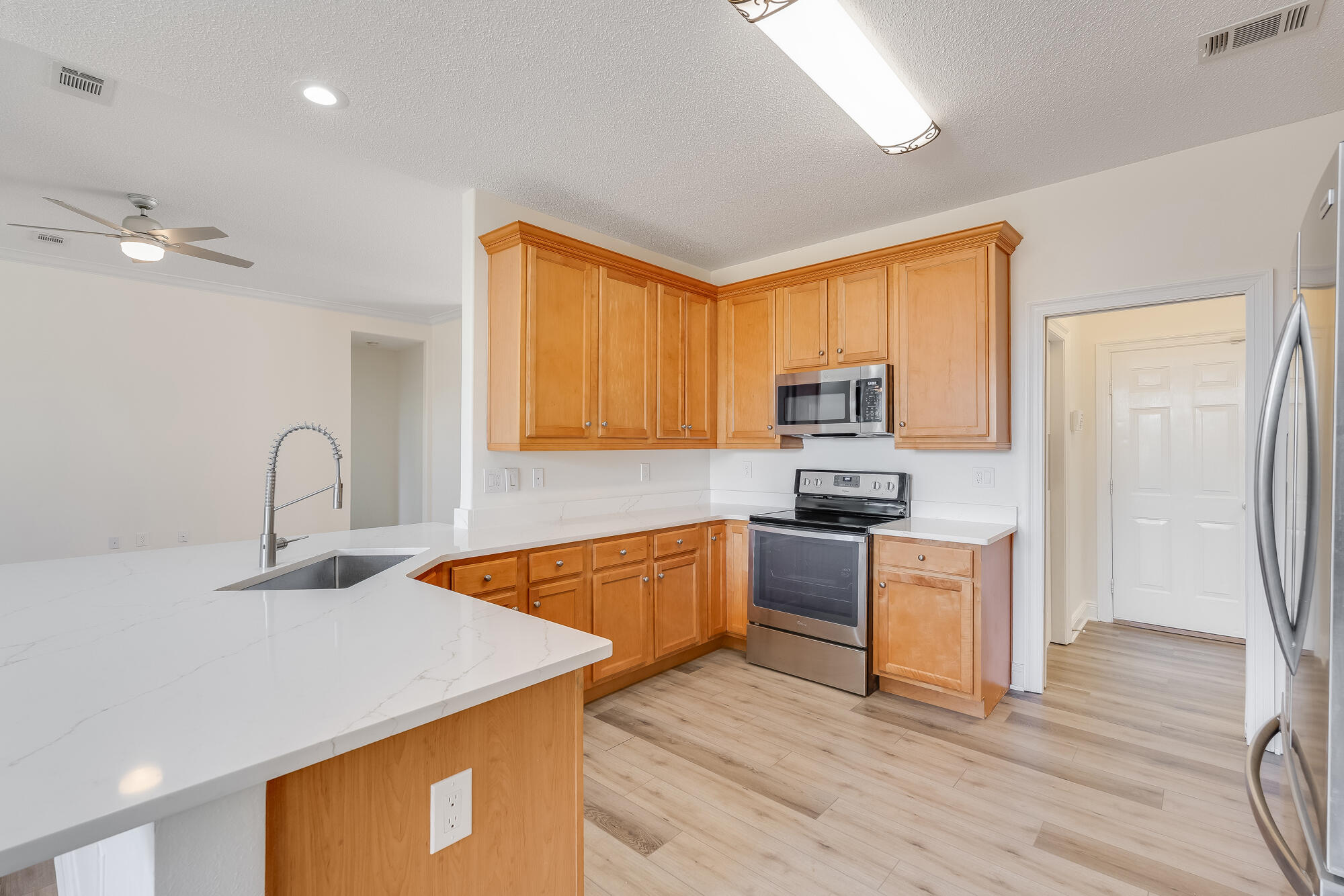 1585 Brushed Dunes Circle