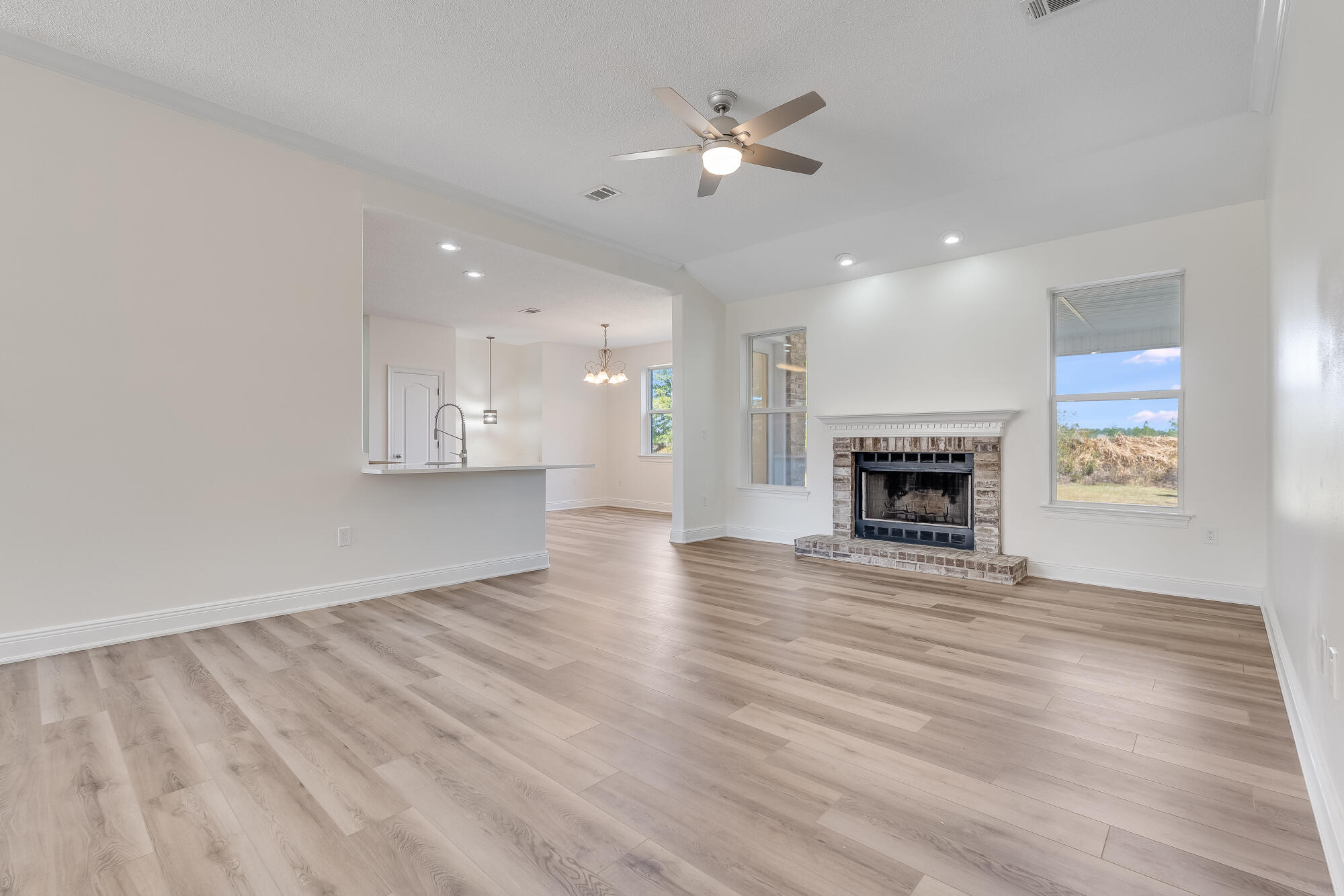 1585 Brushed Dunes Circle