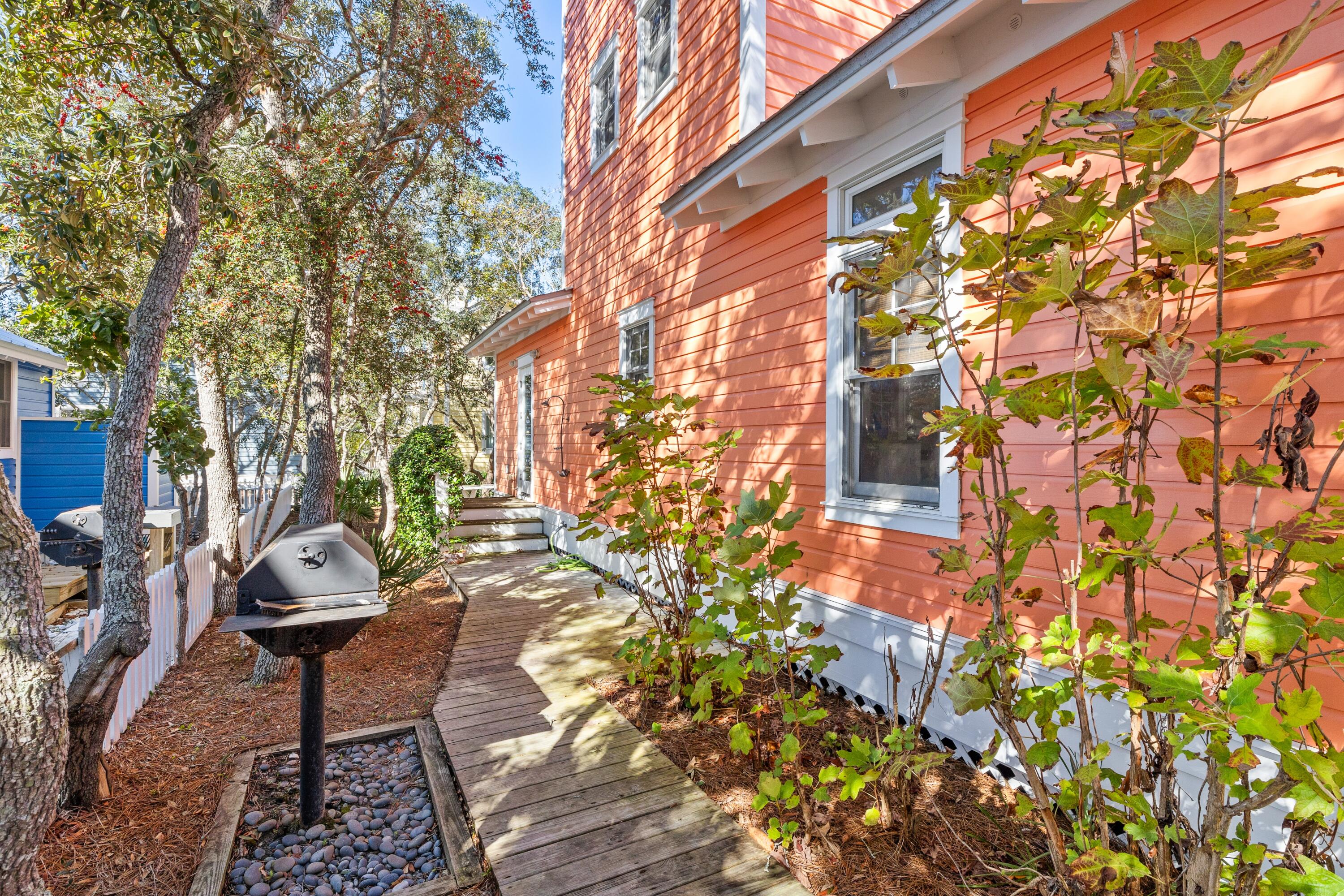 61 Savannah Street