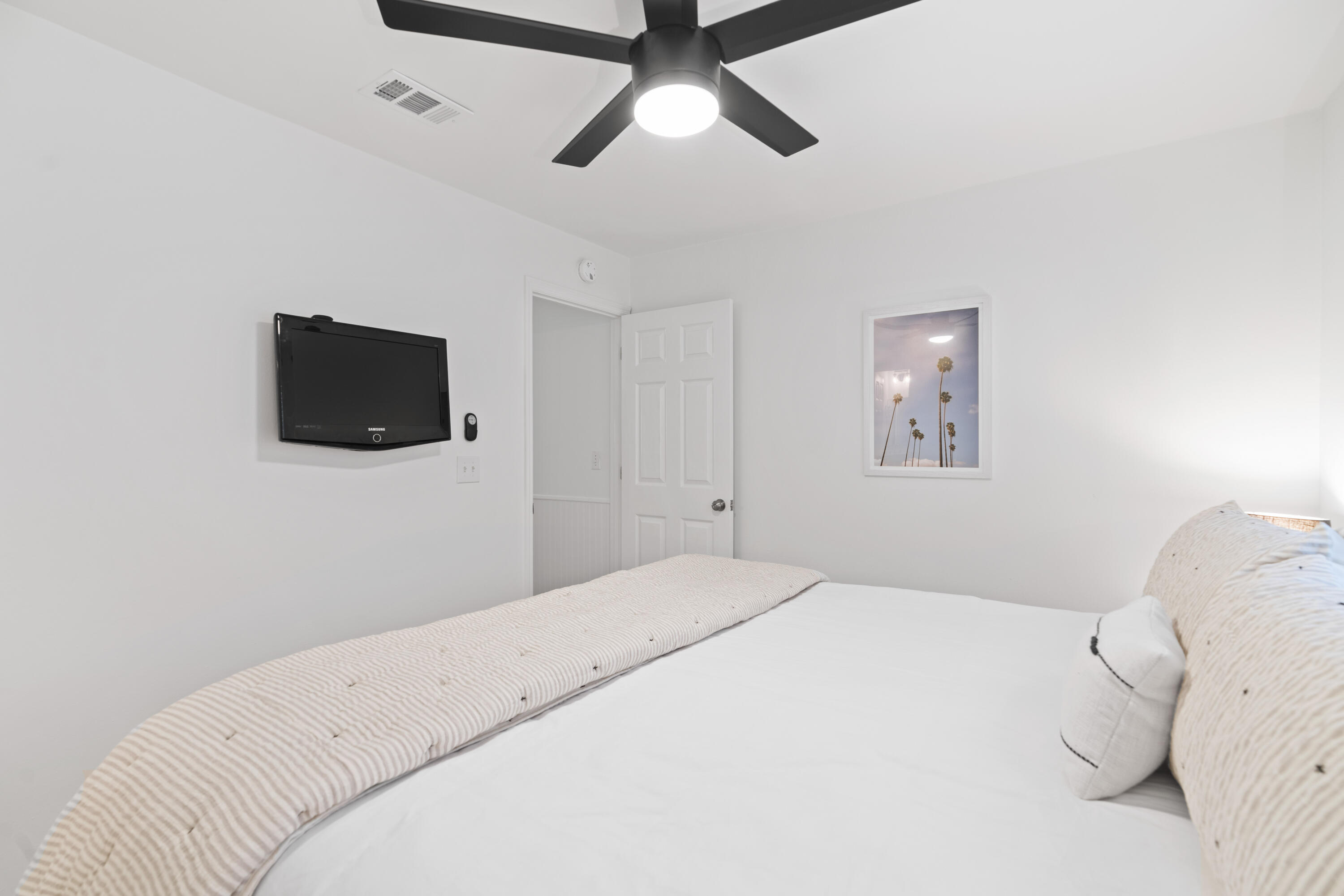 11 Beachside Drive, 913