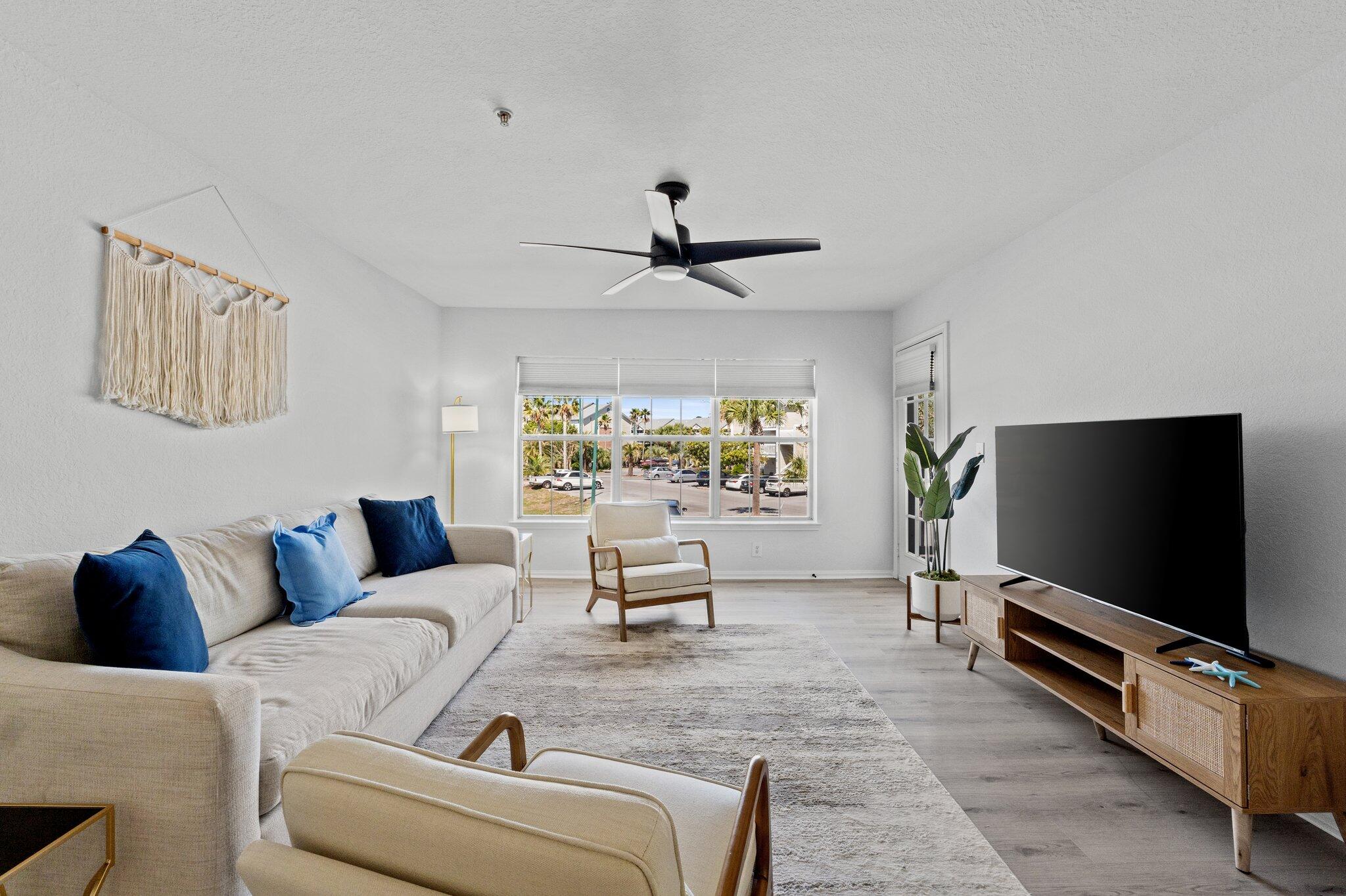 4010 Dancing Cloud Court, UNIT 389