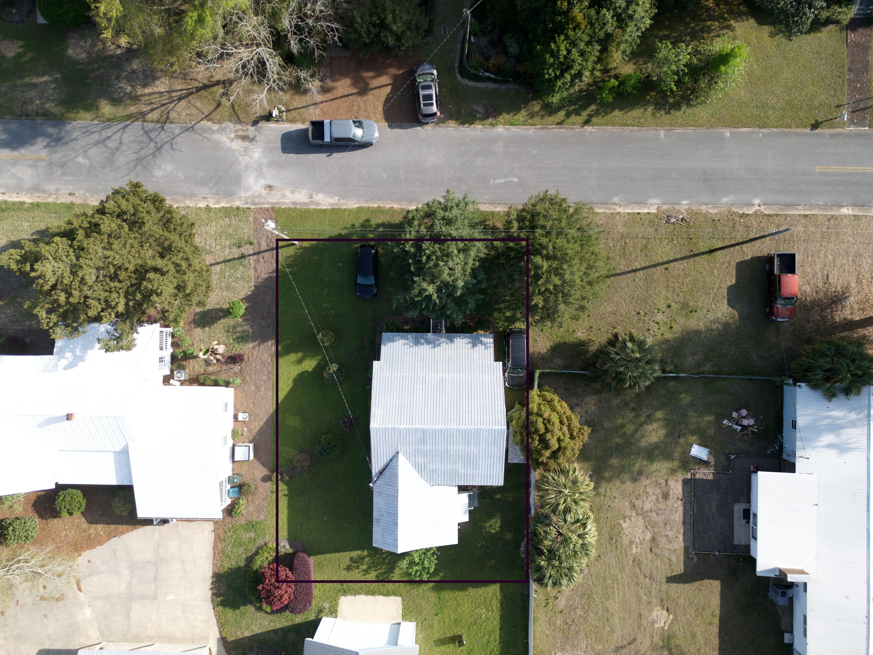 33 Arcadia Avenue, DeFuniak Springs