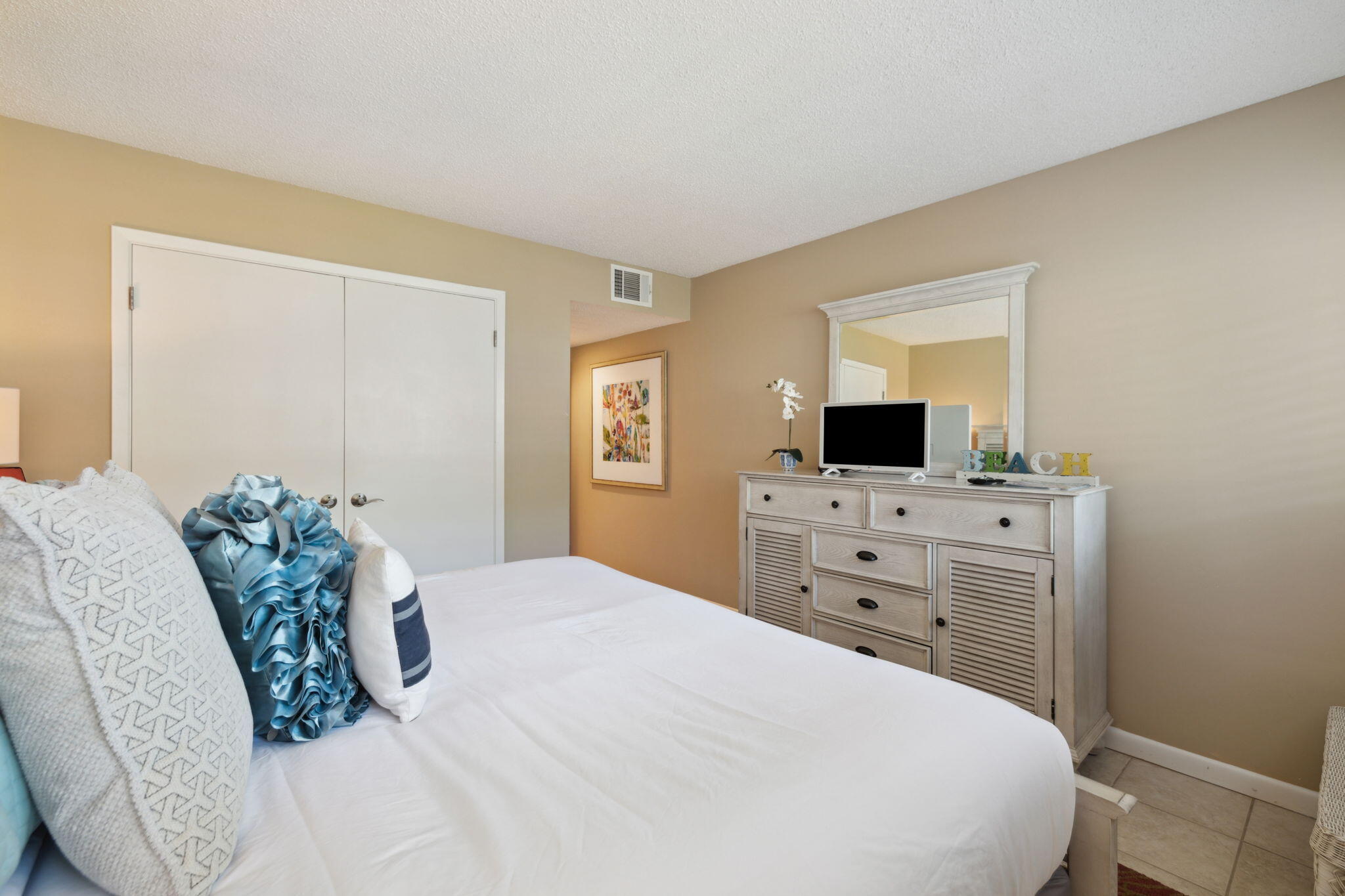 5144 Beachwalk Circle