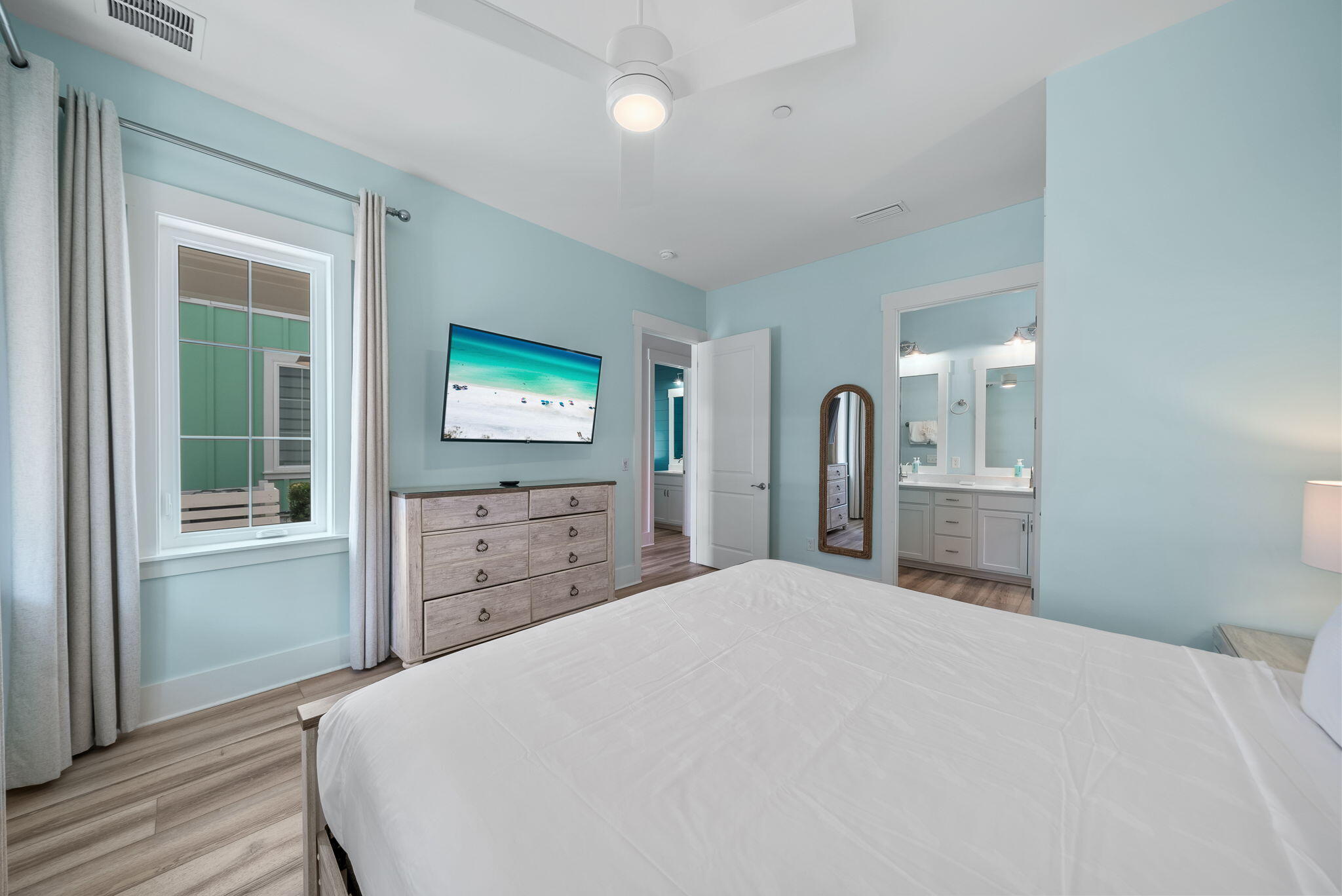 13664 Front Beach Road