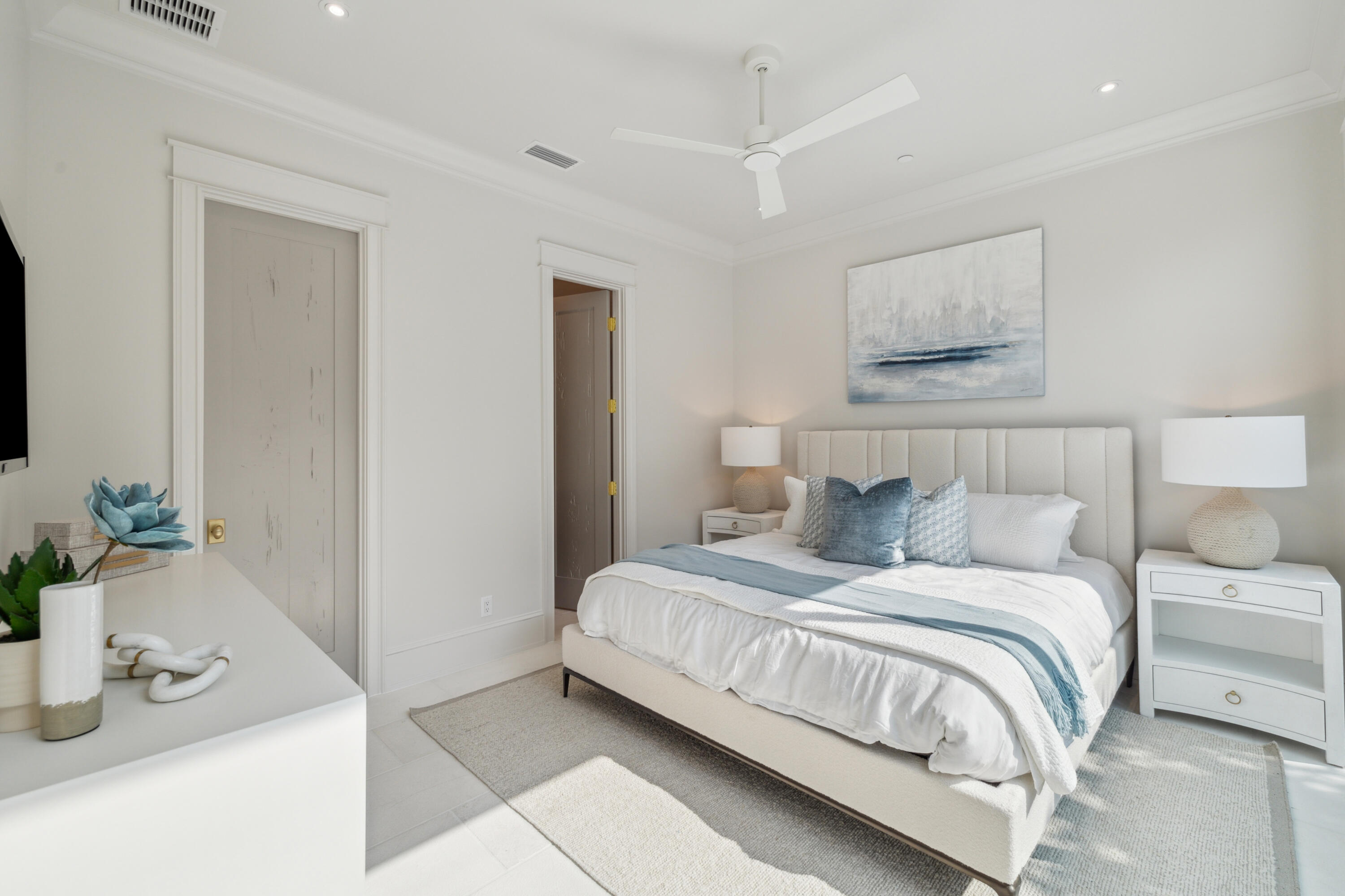 31 Sea Walk Circle