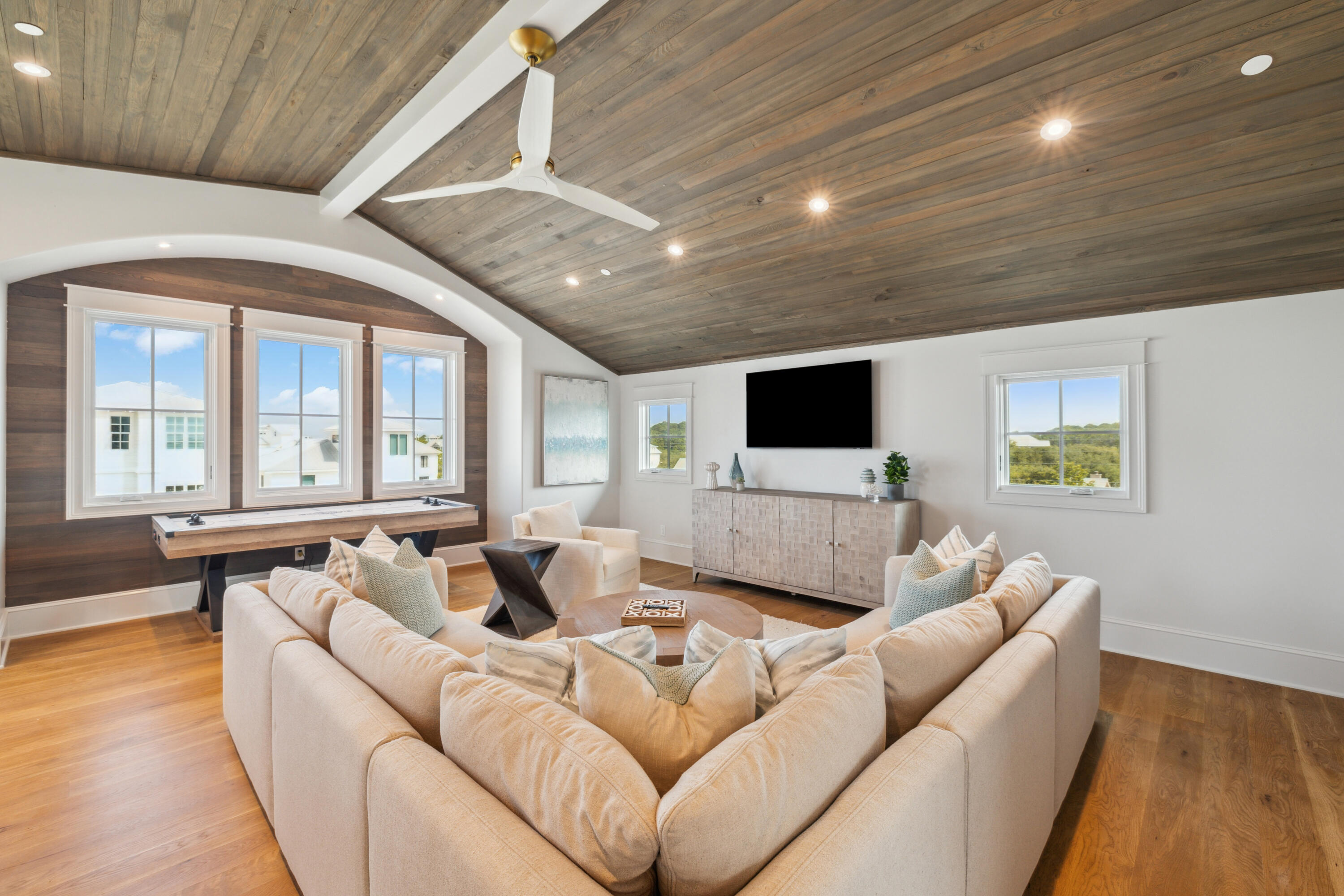 31 Sea Walk Circle