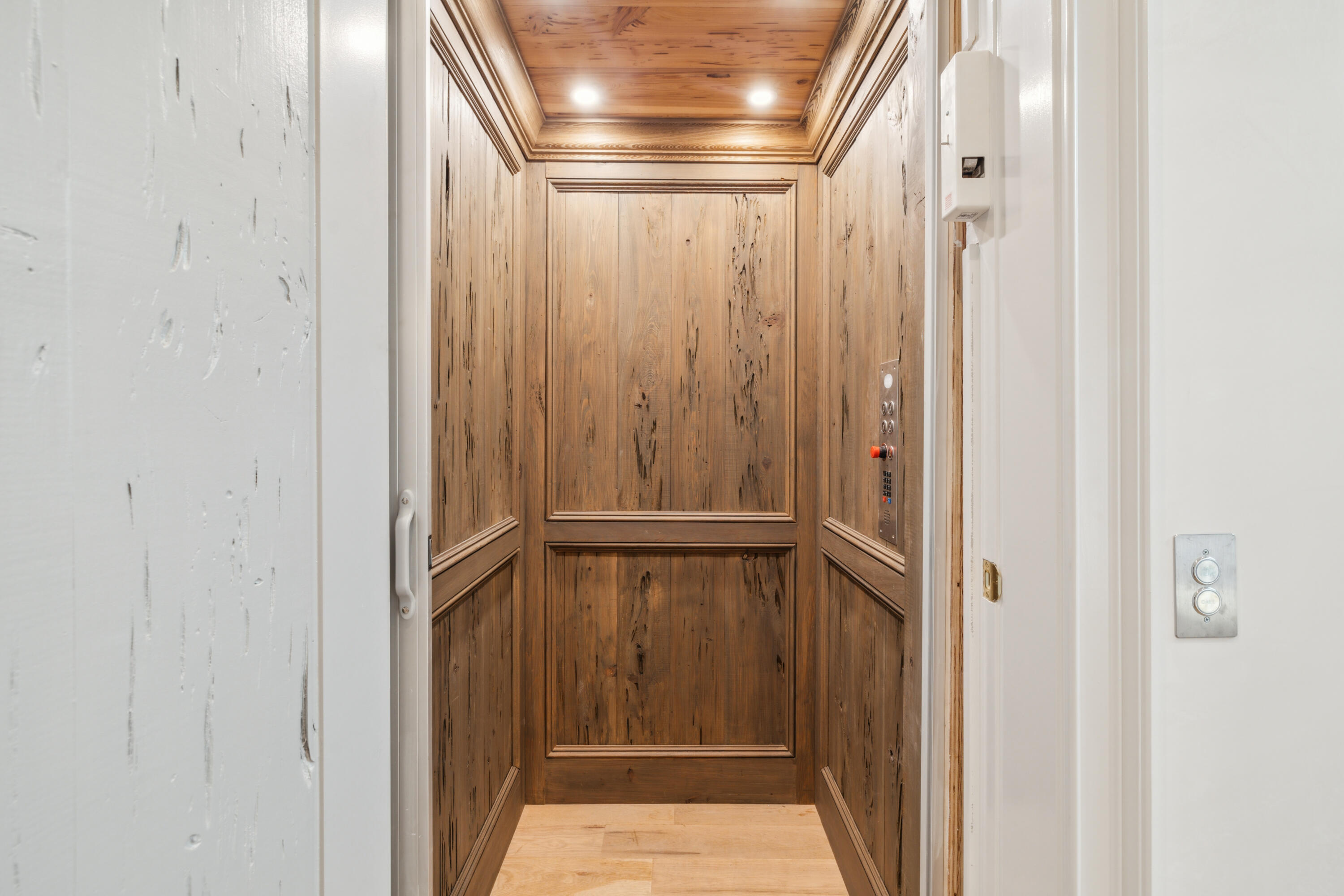 31 Sea Walk Circle