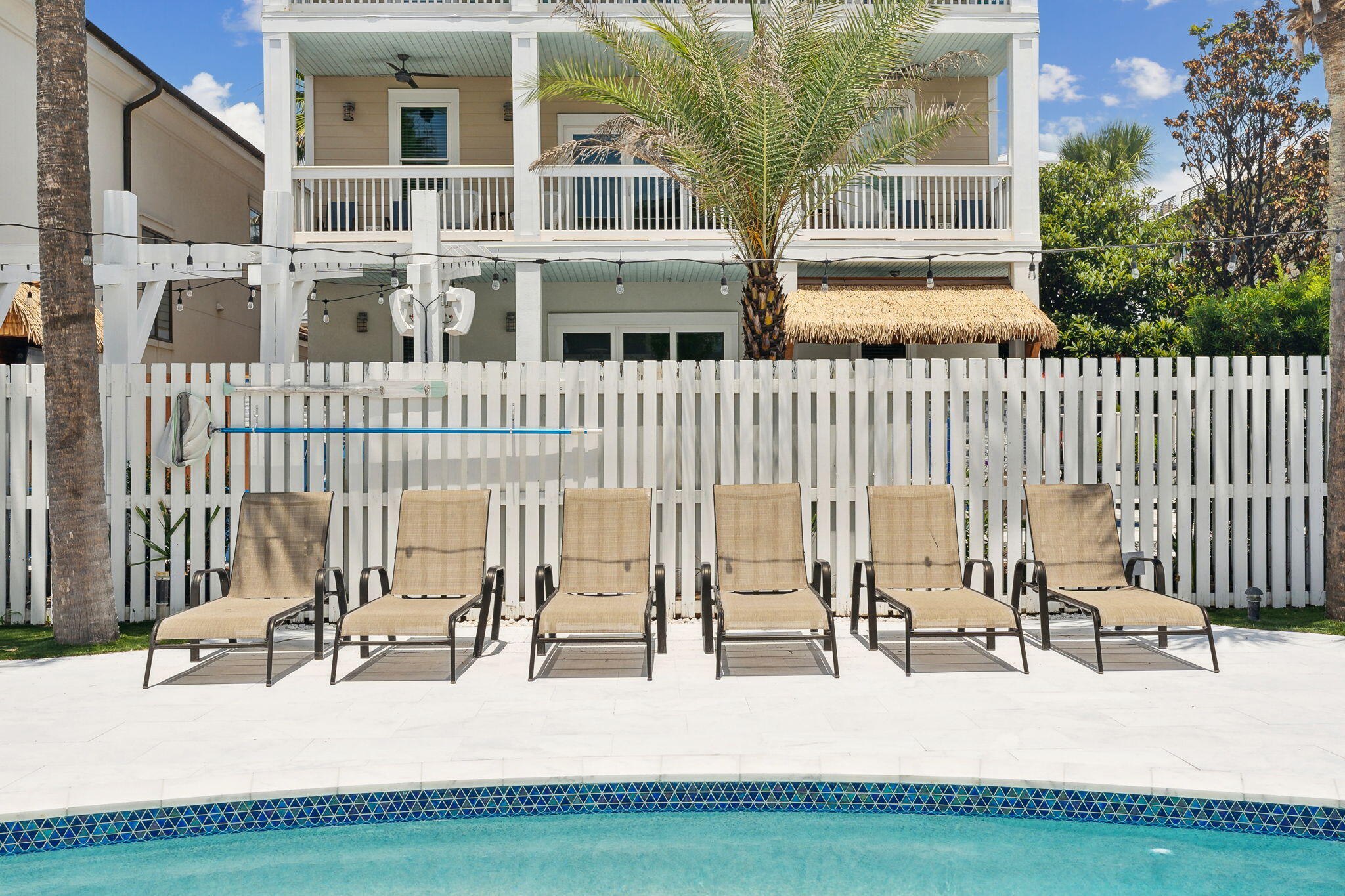 30 Los Angeles Street