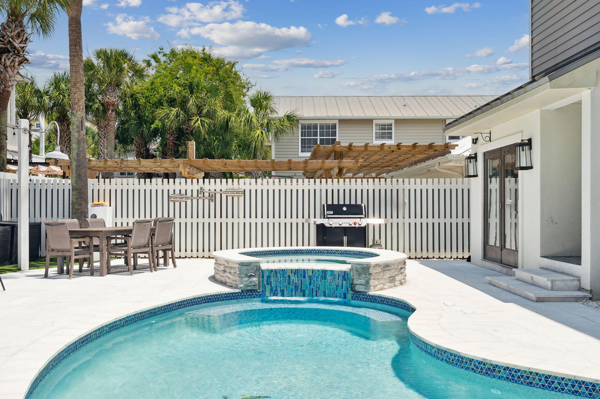 30 Los Angeles Street