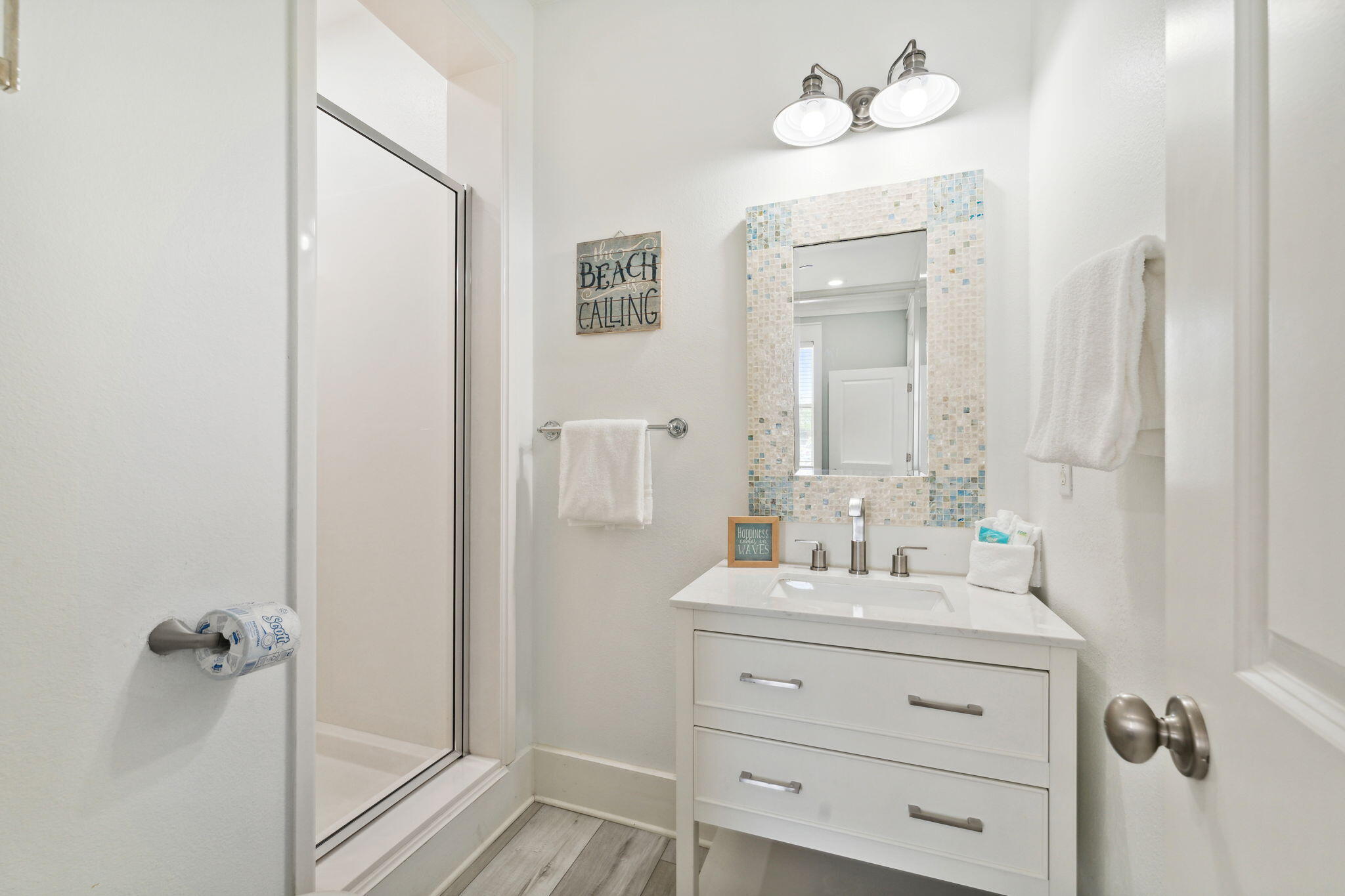 30 Los Angeles Street