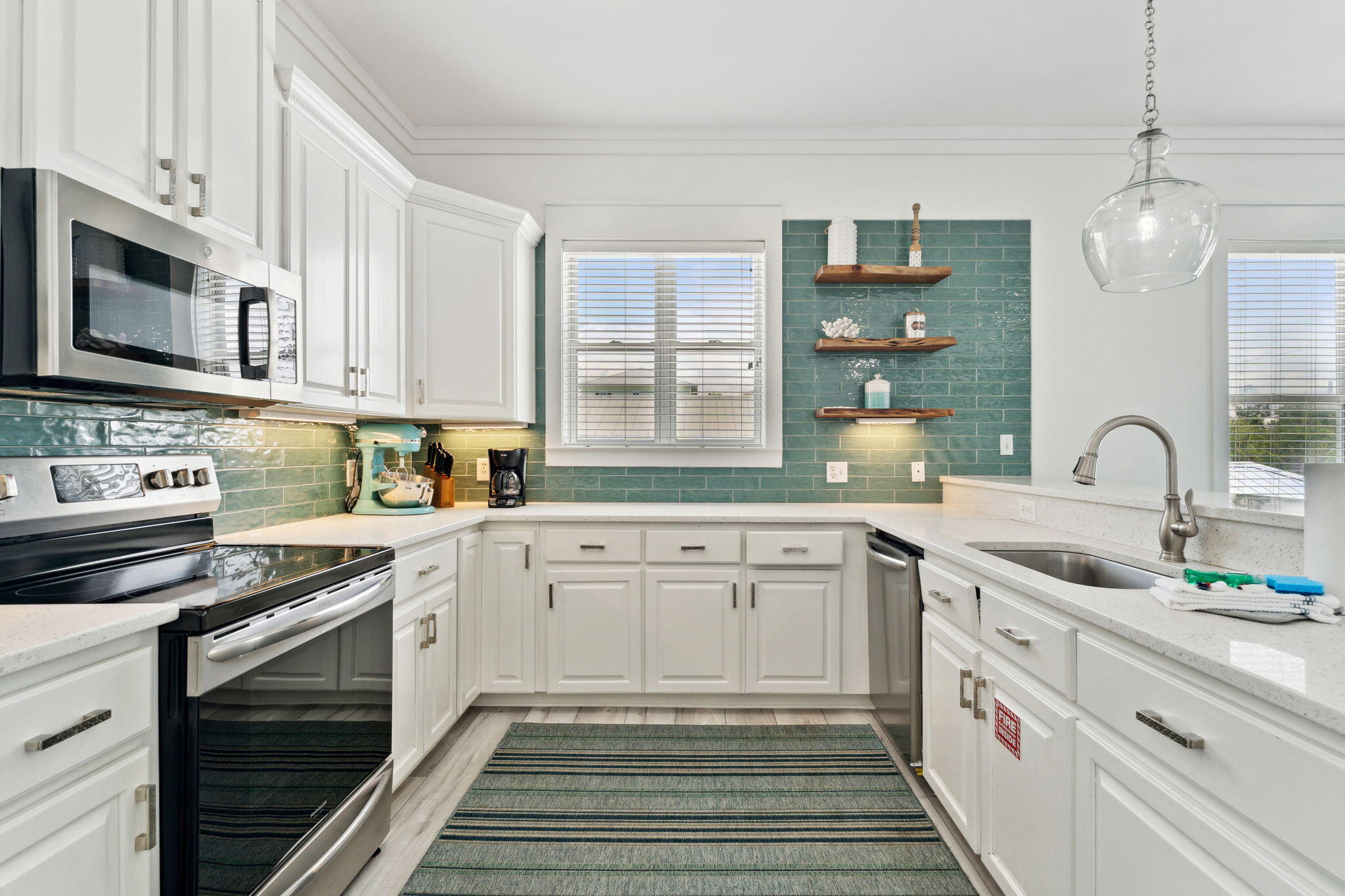 30 Los Angeles Street