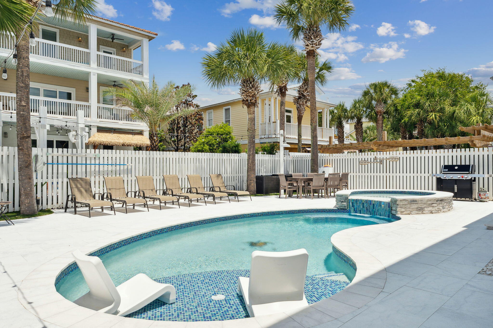 30 Los Angeles Street