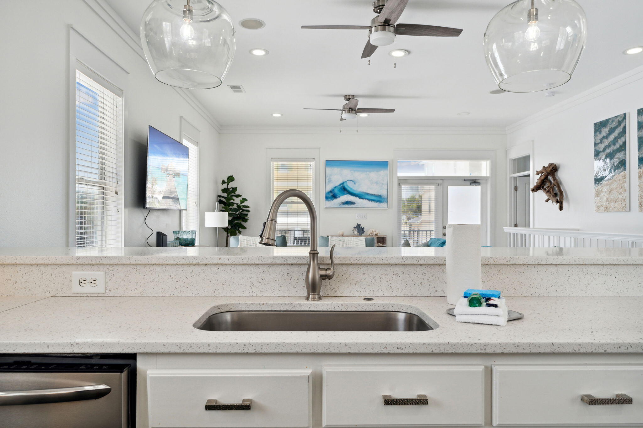 30 Los Angeles Street