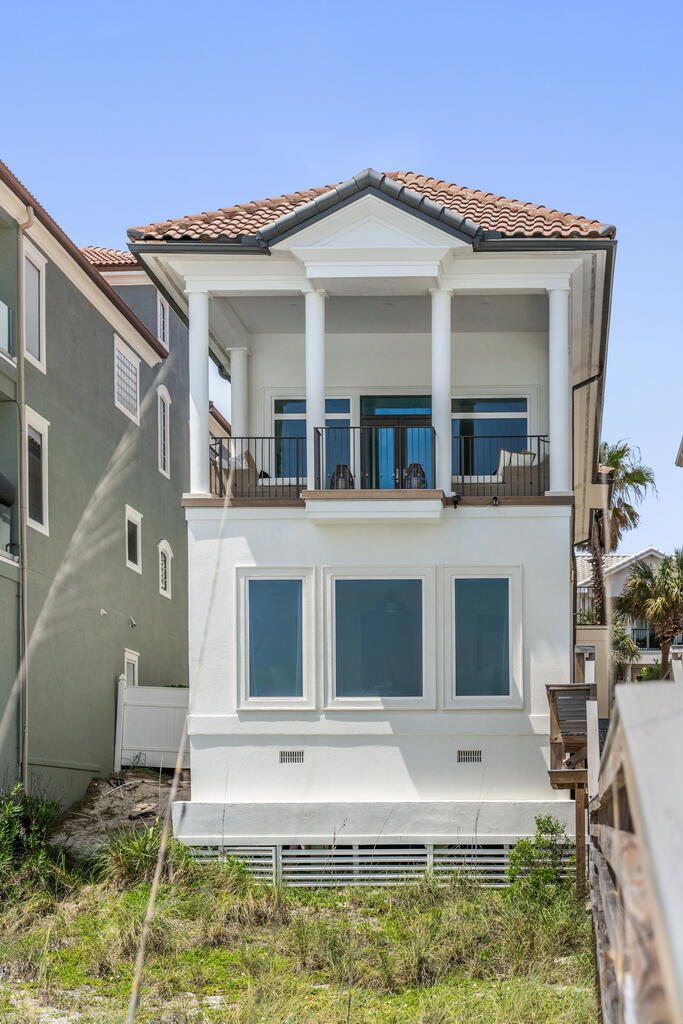 4748 ocean Boulevard