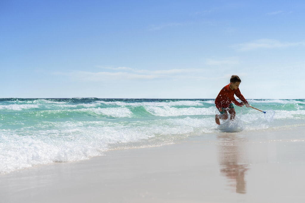 4748 ocean Boulevard