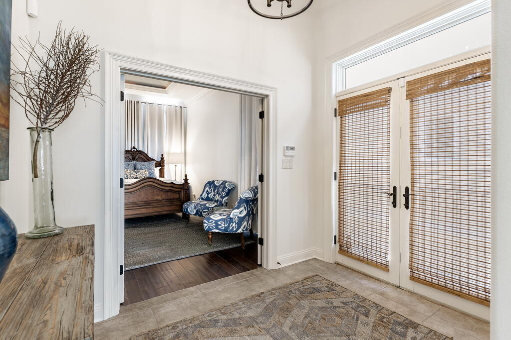 4748 ocean Boulevard