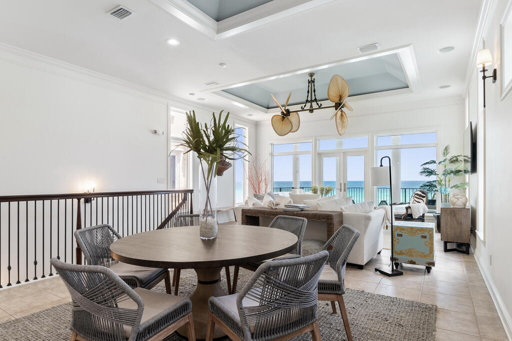 4748 ocean Boulevard