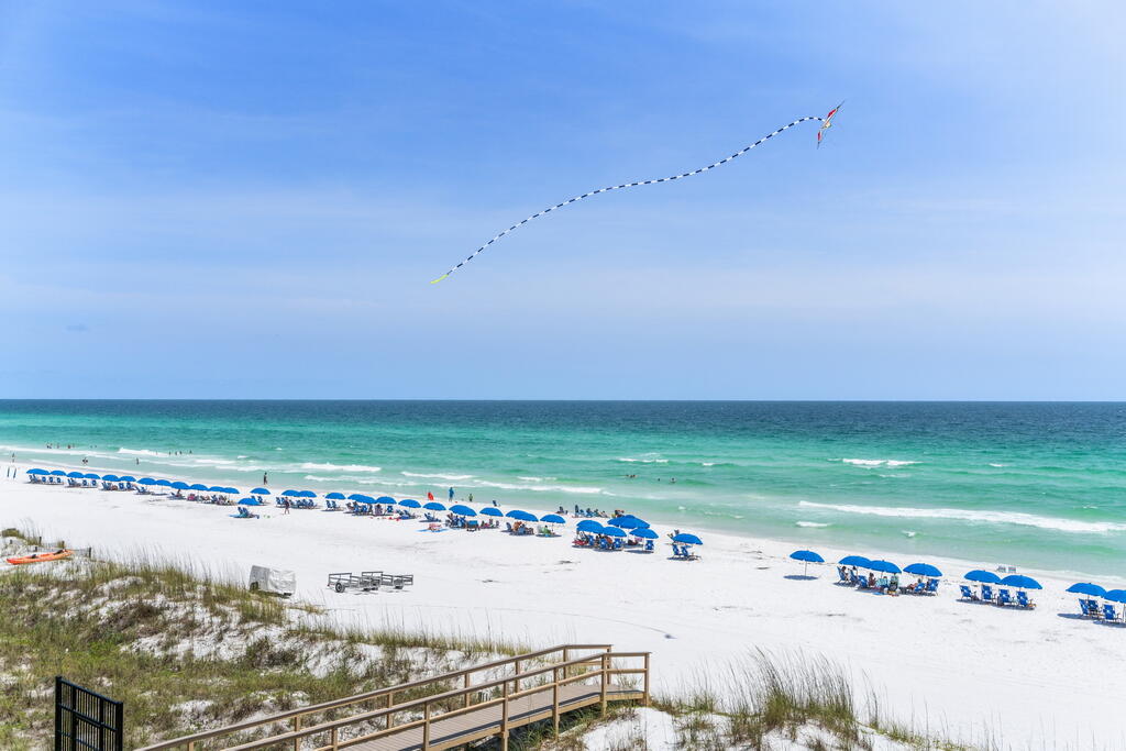 4748 ocean Boulevard