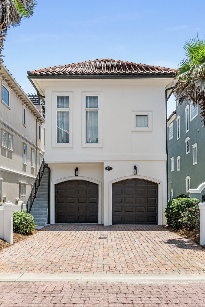 4748 ocean Boulevard