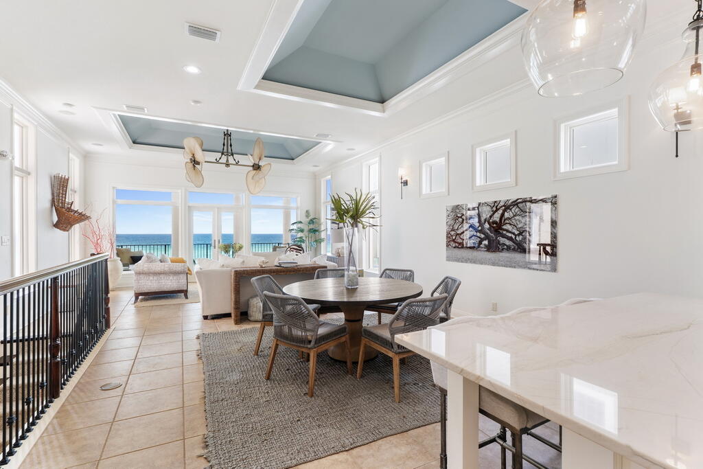 4748 ocean Boulevard