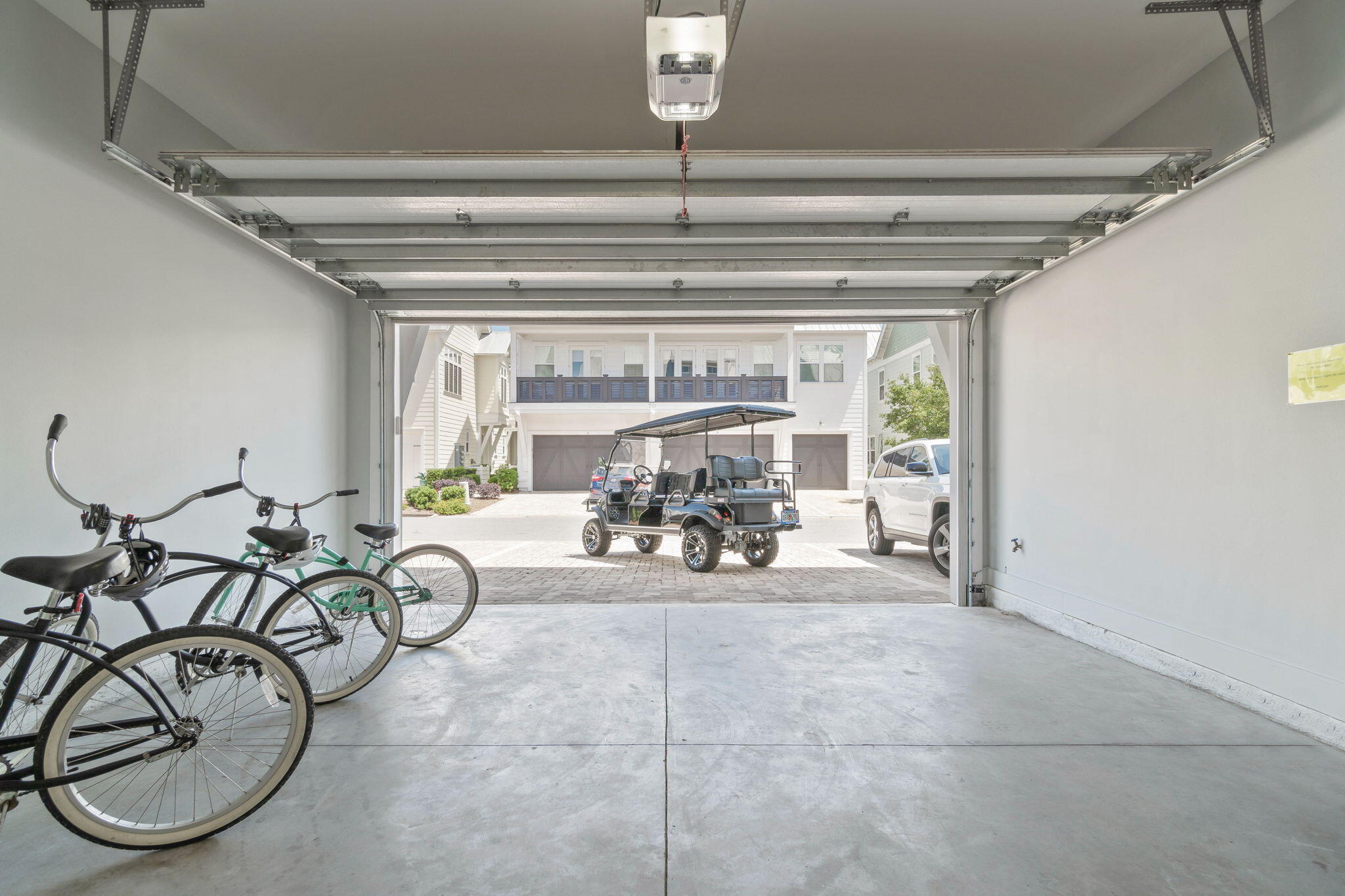 75 York Lane, UNIT B