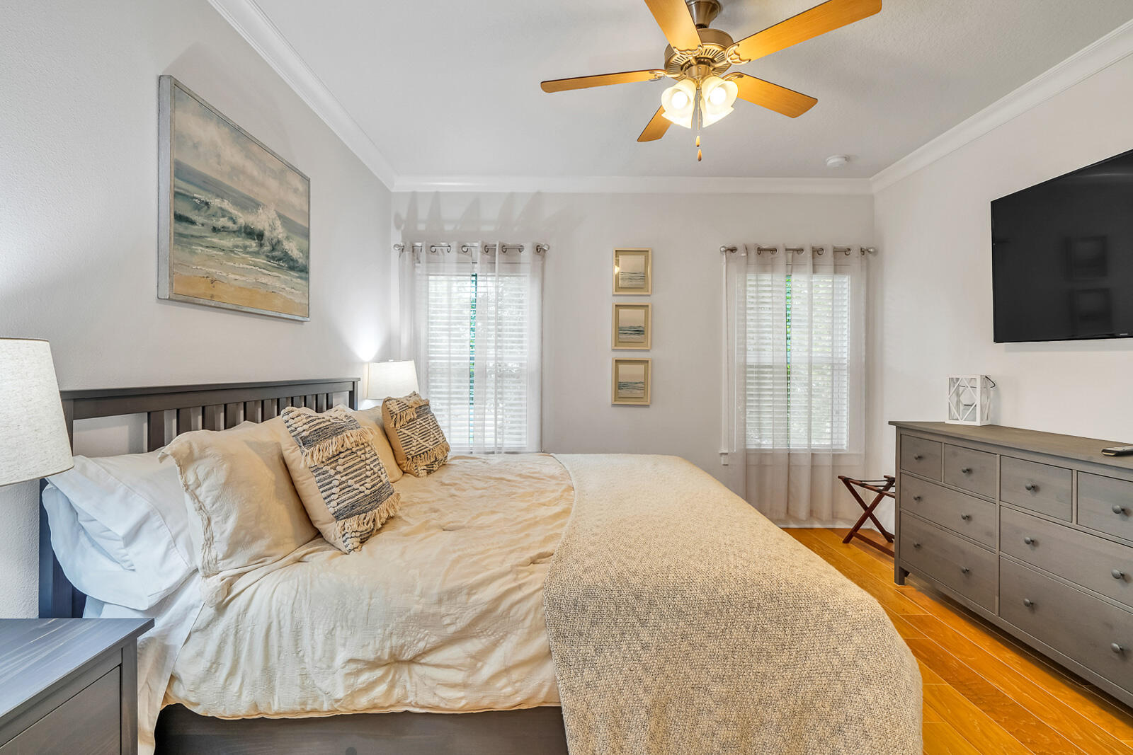 386 Grande Pointe Circle