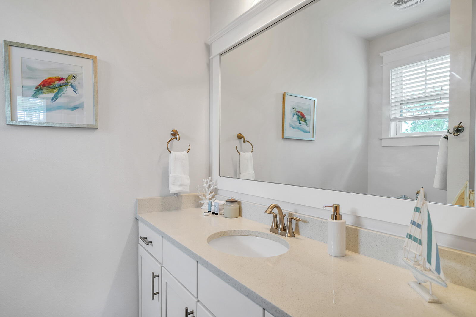 386 Grande Pointe Circle