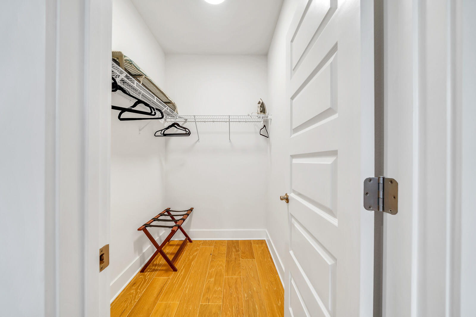 386 Grande Pointe Circle