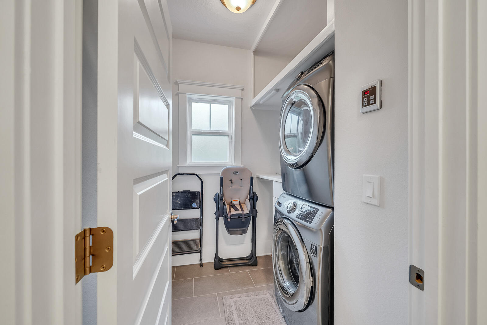 386 Grande Pointe Circle