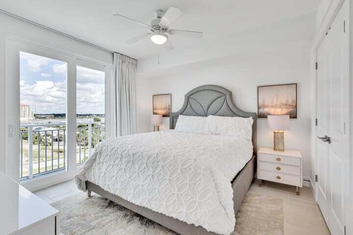 858 Scallop Court, 600