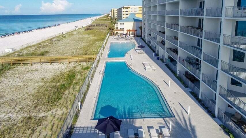 858 Scallop Court, 600