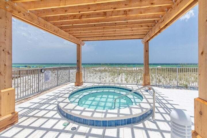 858 Scallop Court, 600